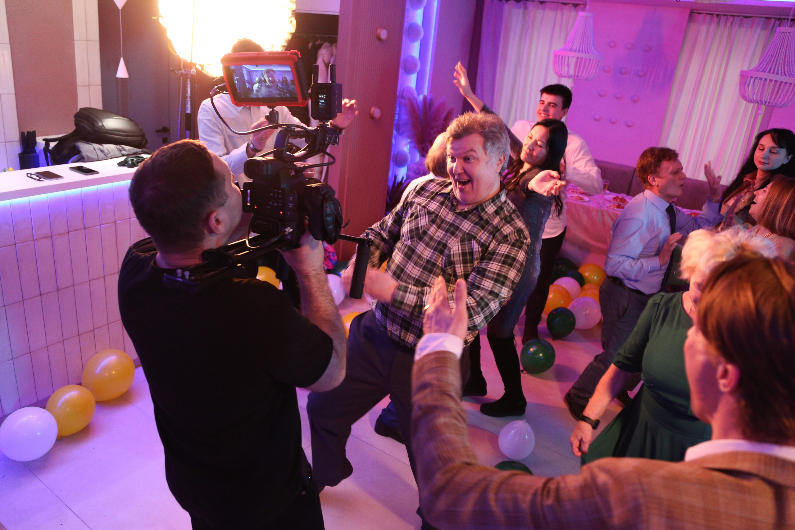 Клипы и Кино. Сергей Кошкин ВИДЕООПЕРАТОР, ОПЕРАТОР-ПОСТАНОВЩИК, ВИДЕОГРАФ