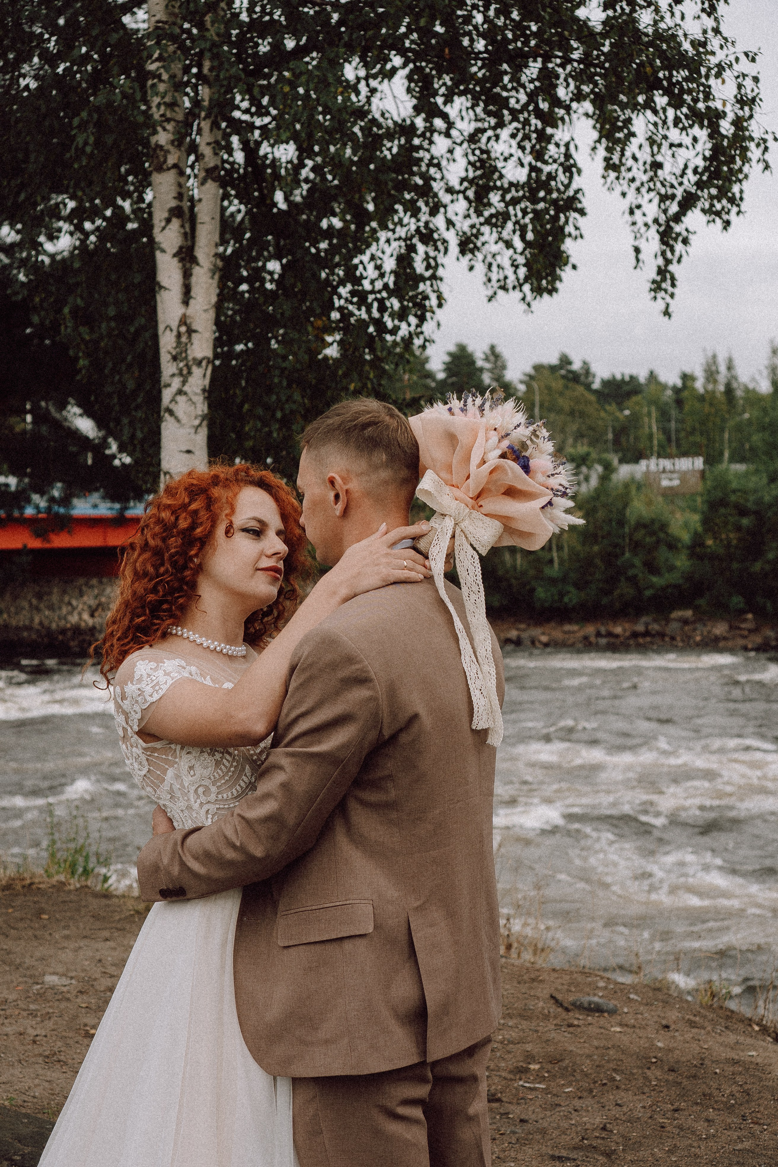СВАДЕБНАЯ ФОТОСЕССИИЯ ПАРЫ В ГОРОДЕ ПРИОЗЕРСК В СОСНОВОМ ЛЕСУ И С ПИКАПОМ. Профессиональный фотограф, Санкт-Петербург — Виктория Богомолова