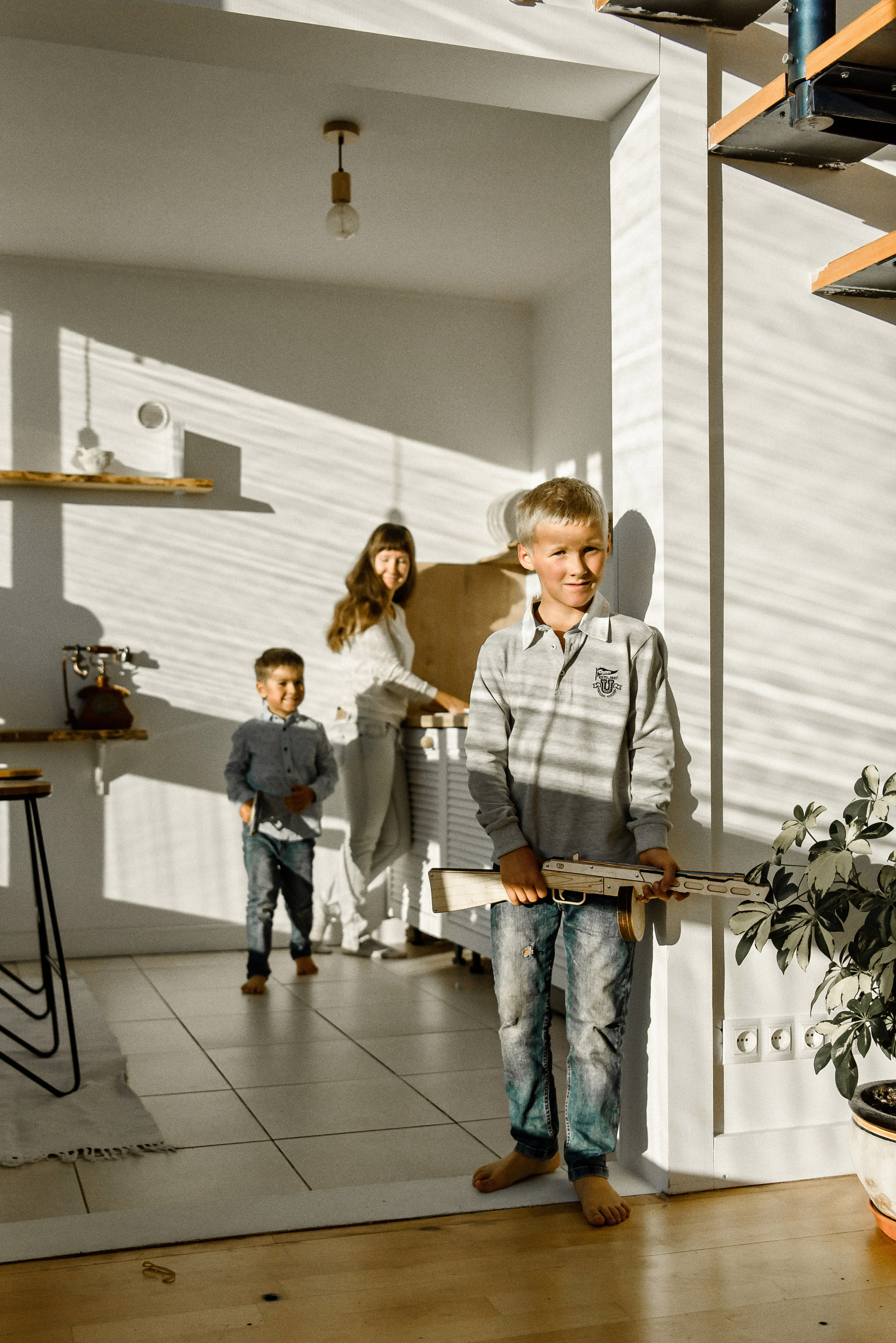 Магазин деревянных игрушек. Свадебный фотограф в Санкт-Петербурге София Шубик