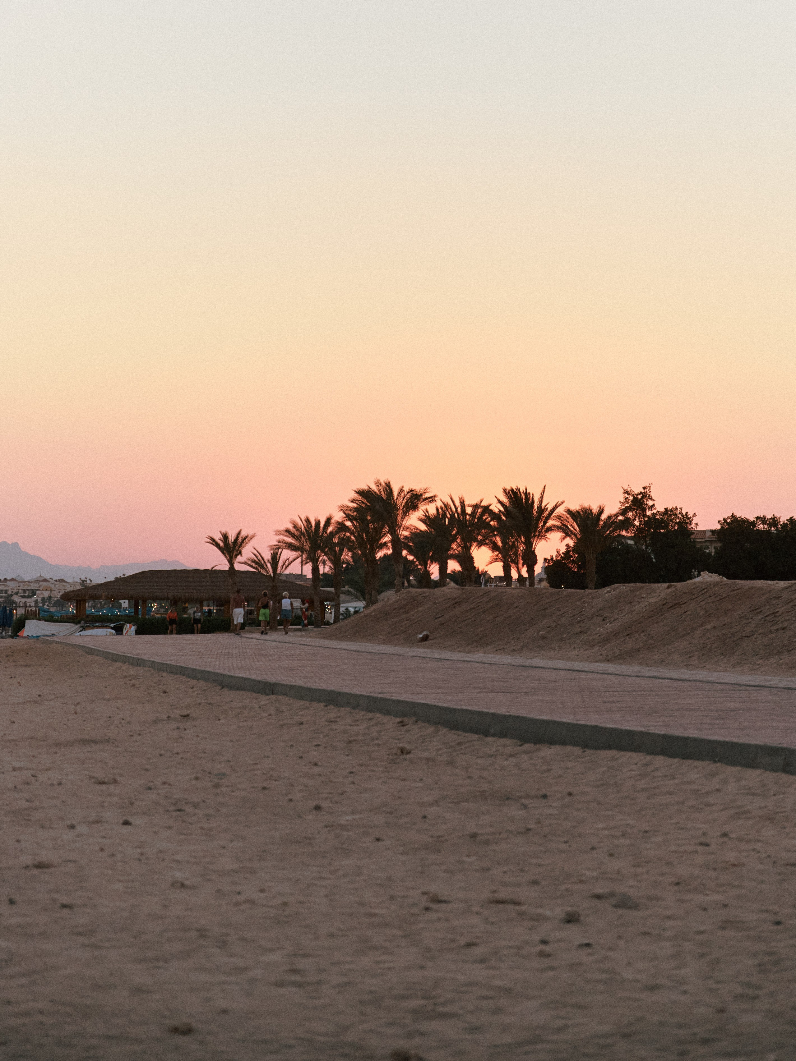 Улицы. Jorgis Talè — photographer, kind person, teacher of arts and other mag