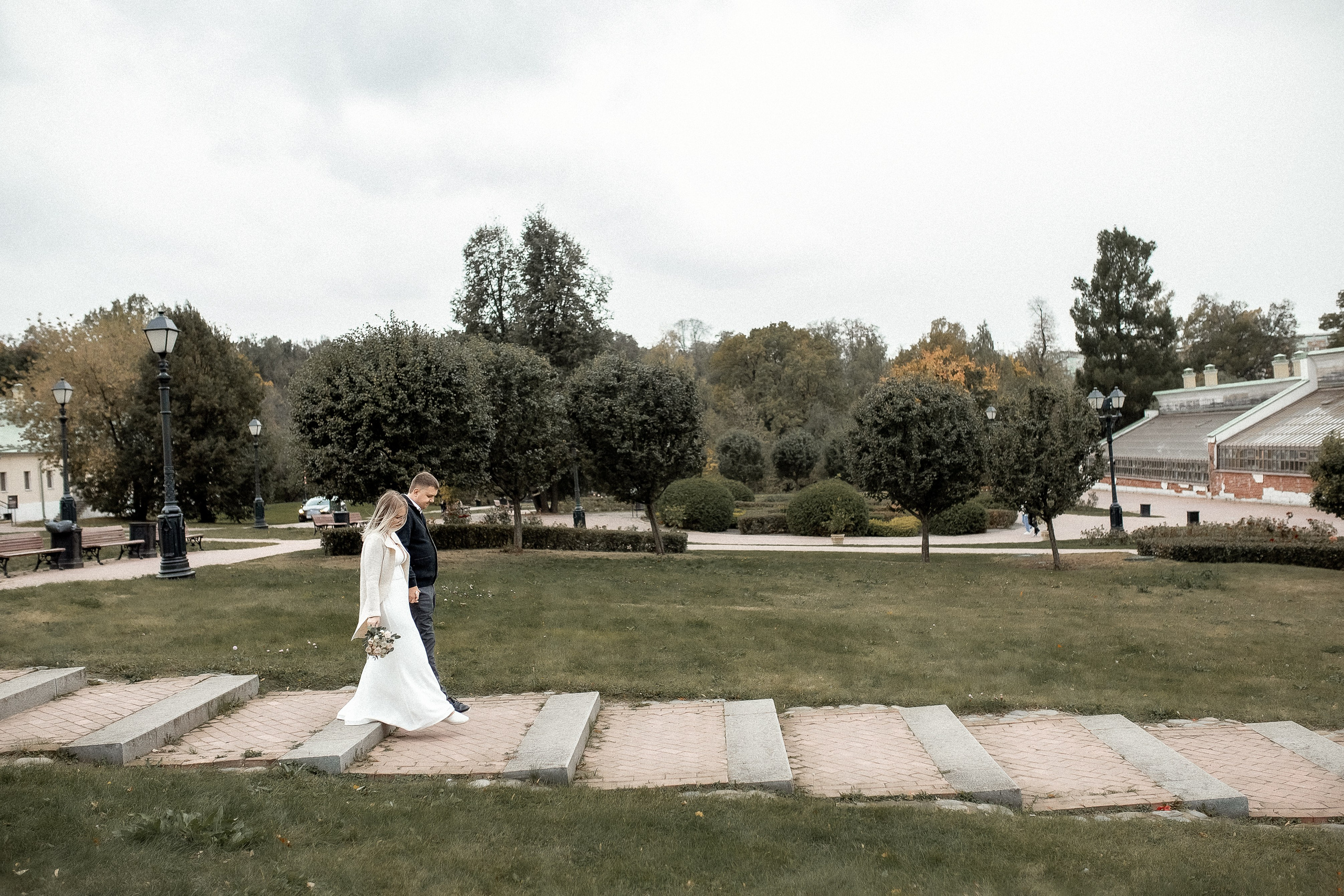 Свадебная прогулка в парке Царицыно. Профессиональный фотограф, Москва |Видное Елена Елизарова