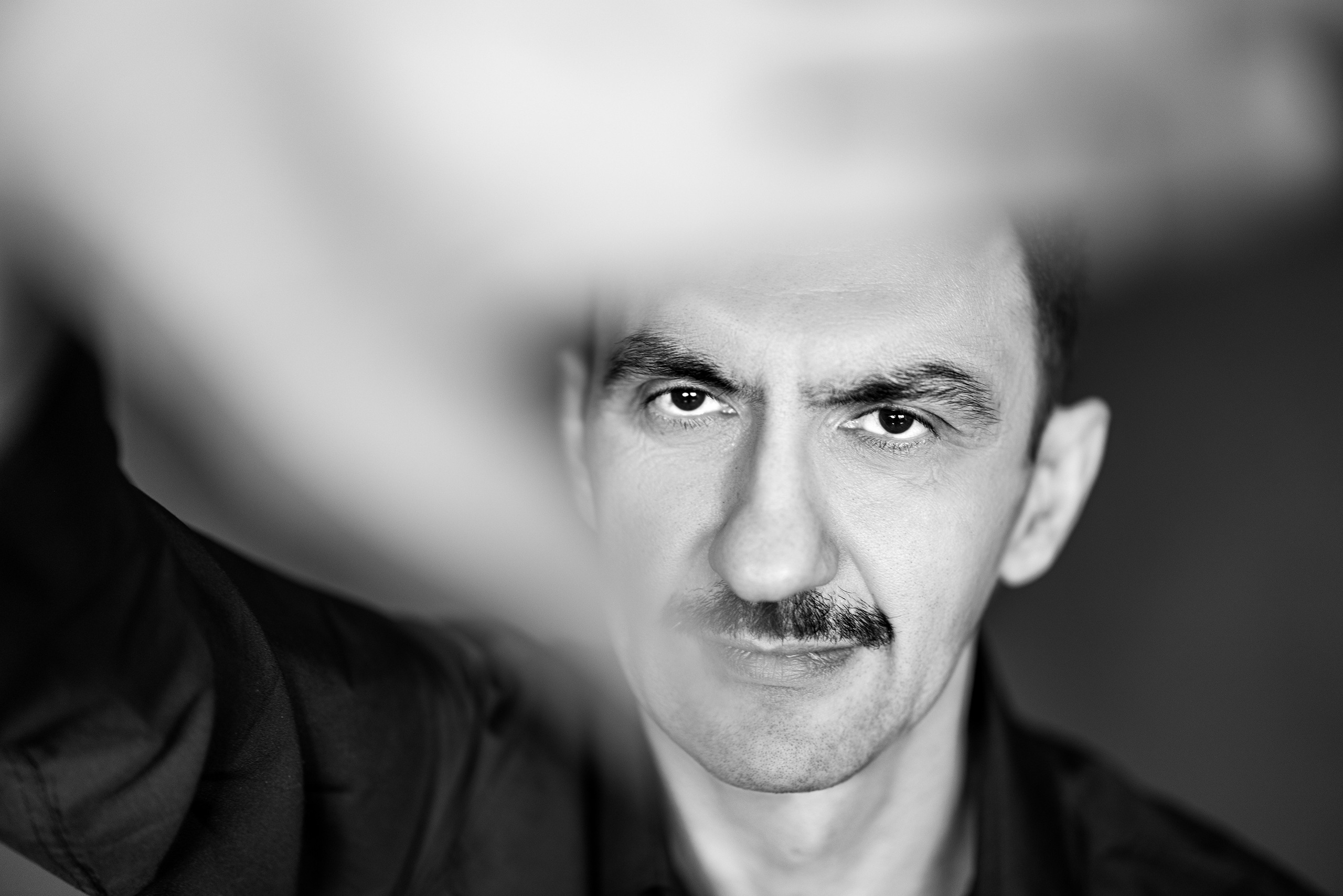 Черное пальто. Фотограф в Москве Ольга Олейникова