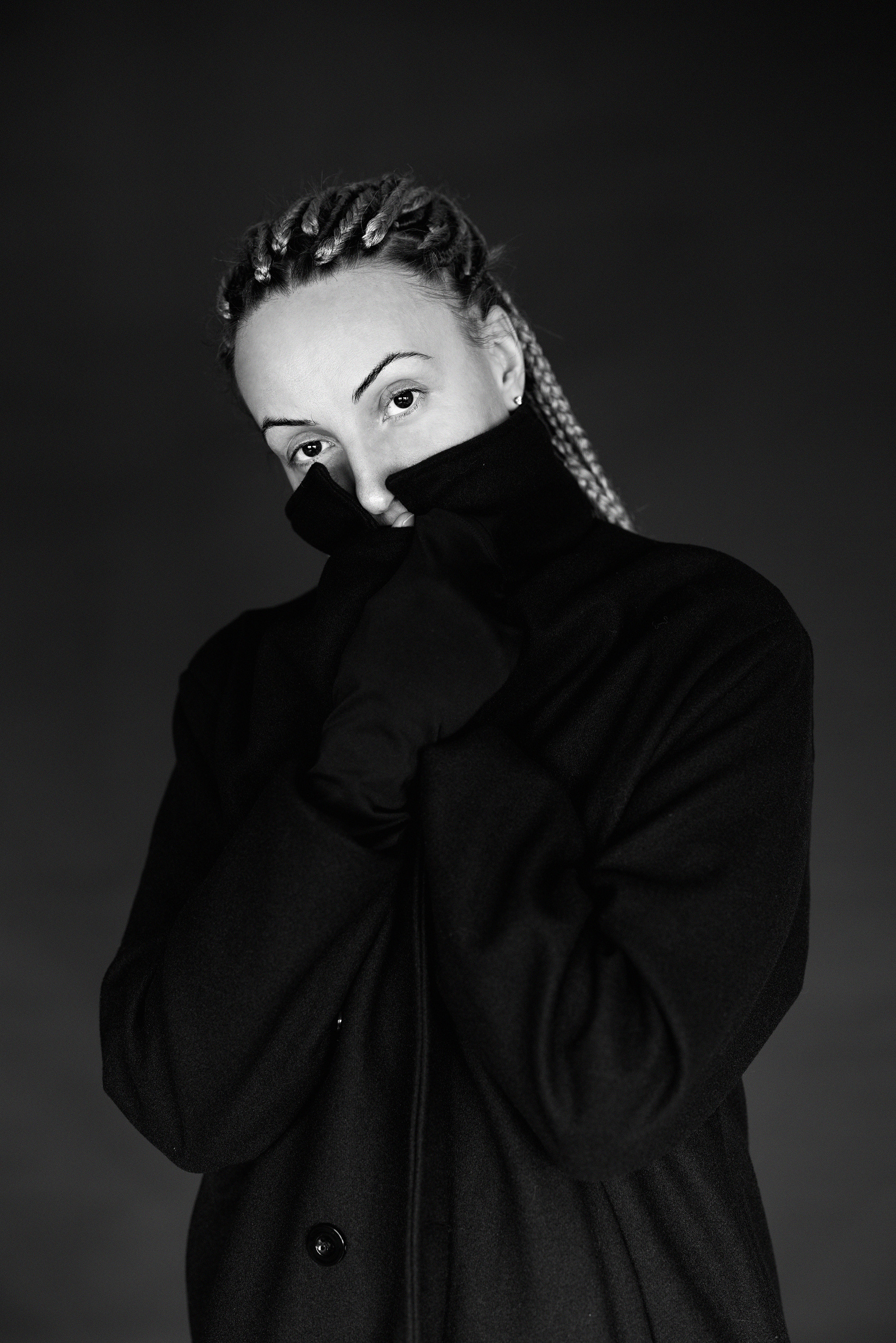 Черное пальто. Фотограф в Москве Ольга Олейникова