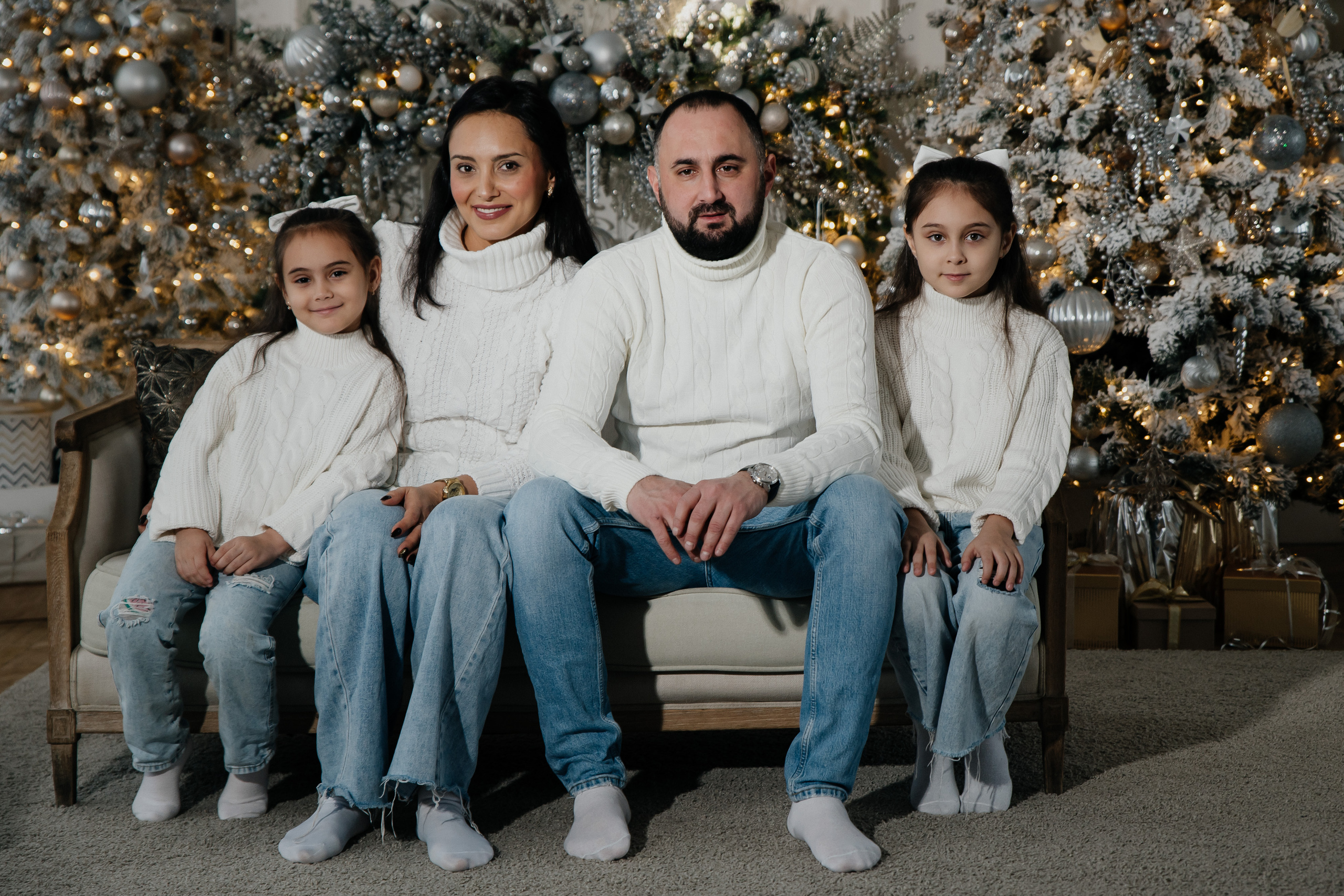СЕМЕЙНАЯ НОВОГОДНЯЯ ФОТОСЕССИЯ СЕМЬЯ ГУСЕЙНОВЫХ. Саенко Людмила Фотограф из Тулы