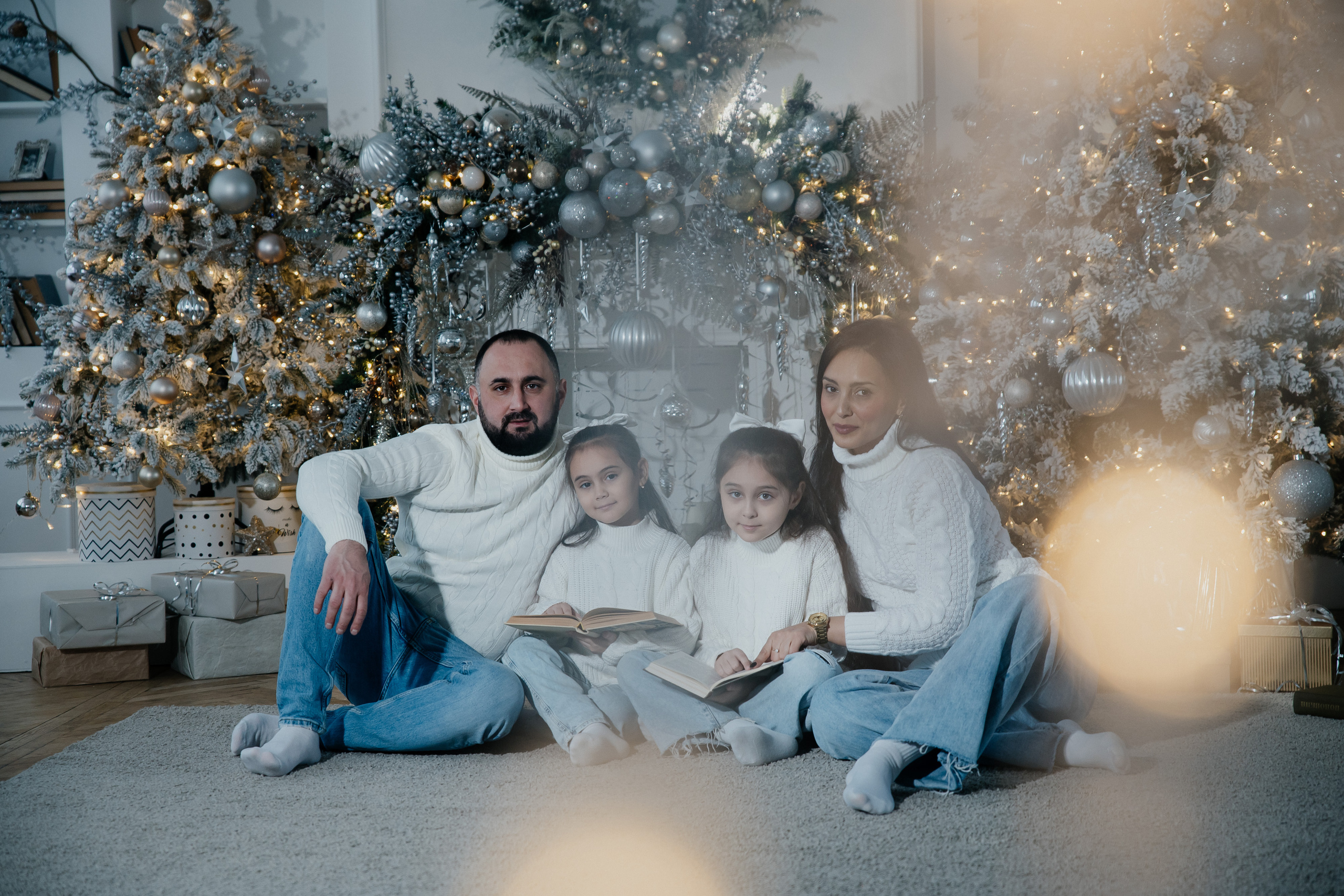 СЕМЕЙНАЯ НОВОГОДНЯЯ ФОТОСЕССИЯ СЕМЬЯ ГУСЕЙНОВЫХ. Саенко Людмила Фотограф из Тулы