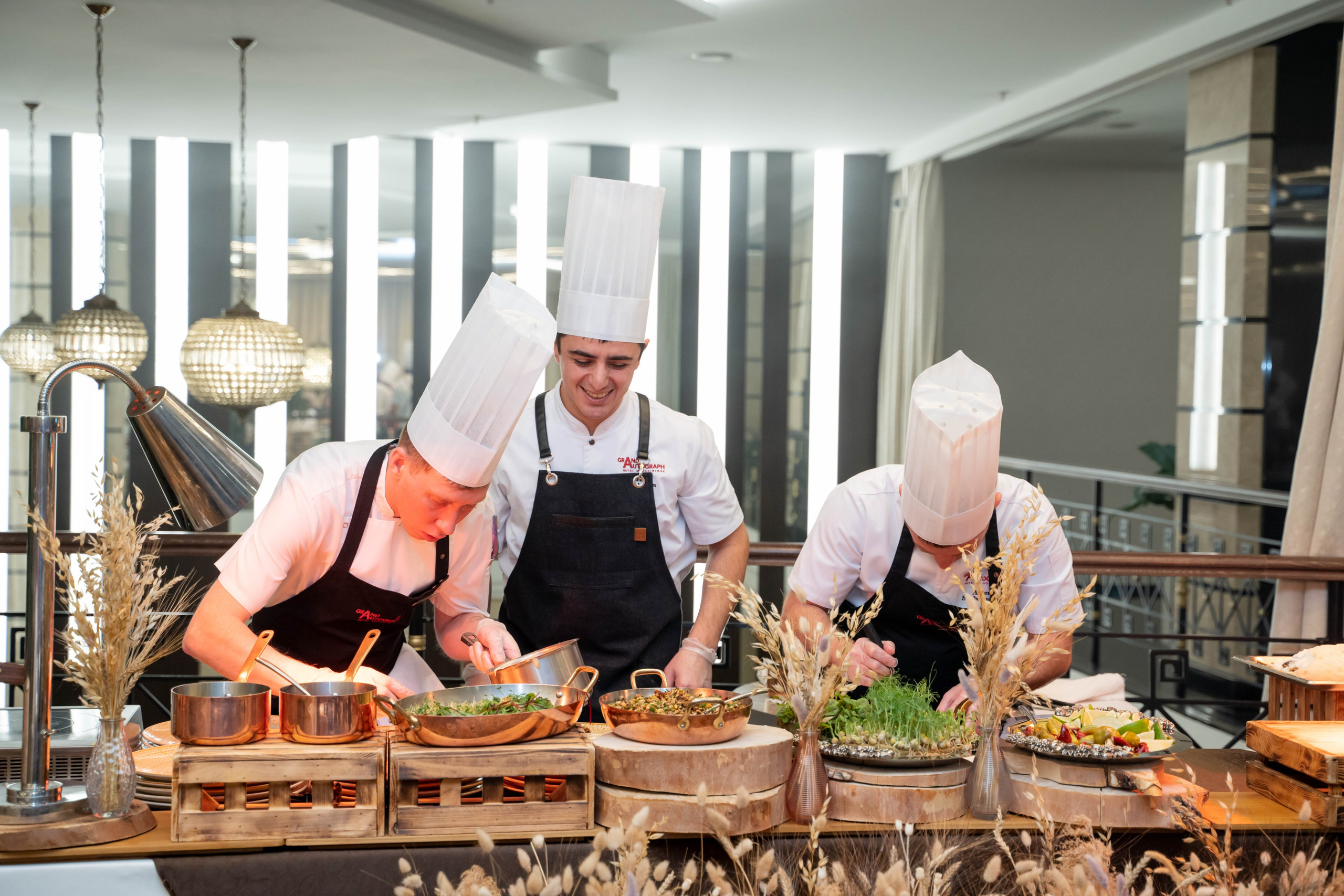 Битва Шефов в ресторане «Мед». Главная