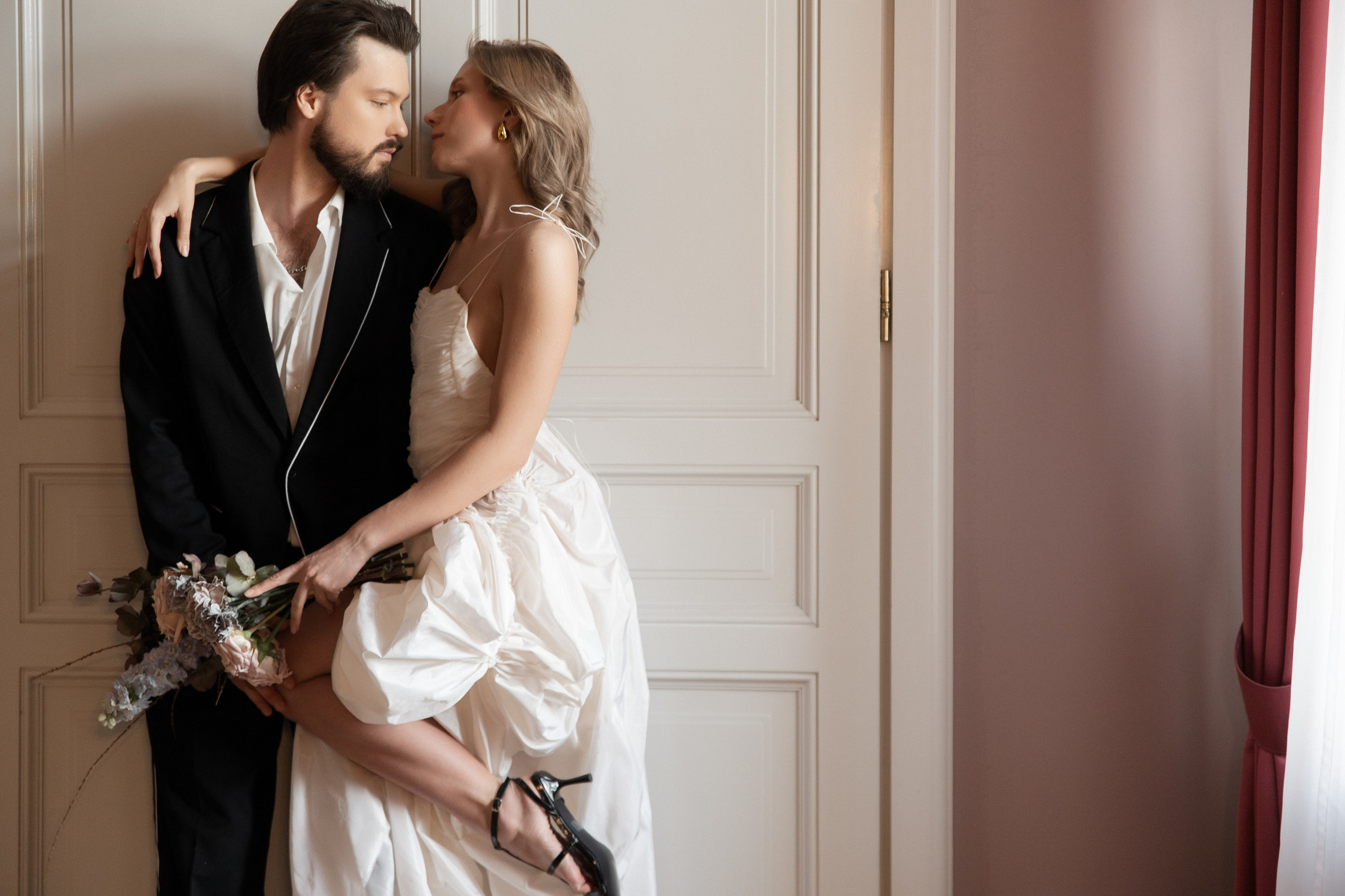 Свадебная фотосессия в гостинице "Националь". Ярослава Ерина — свадебный фотограф в Москве