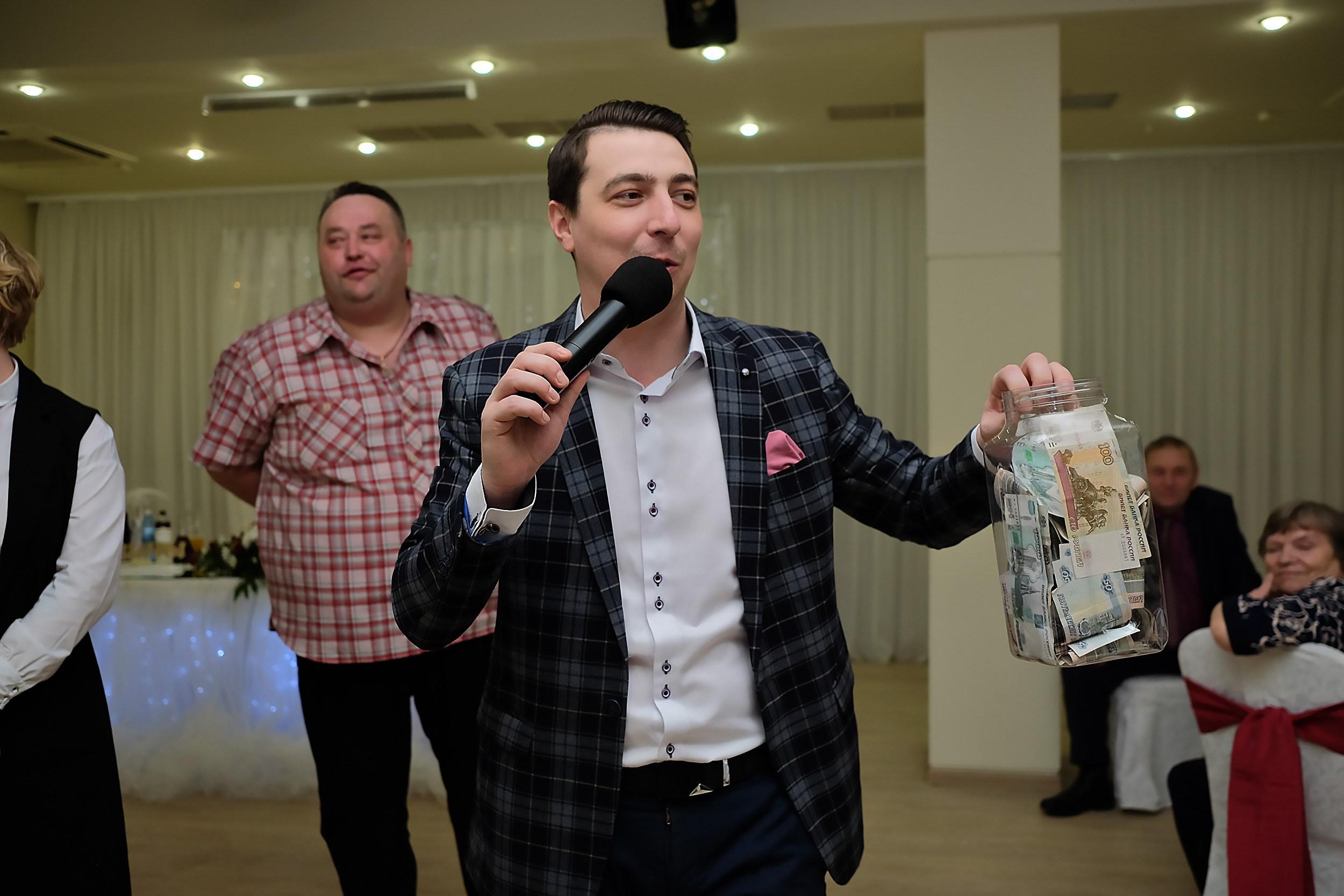 Ведущий на мероприятии, фотограф на корпоратив в Новосибирске