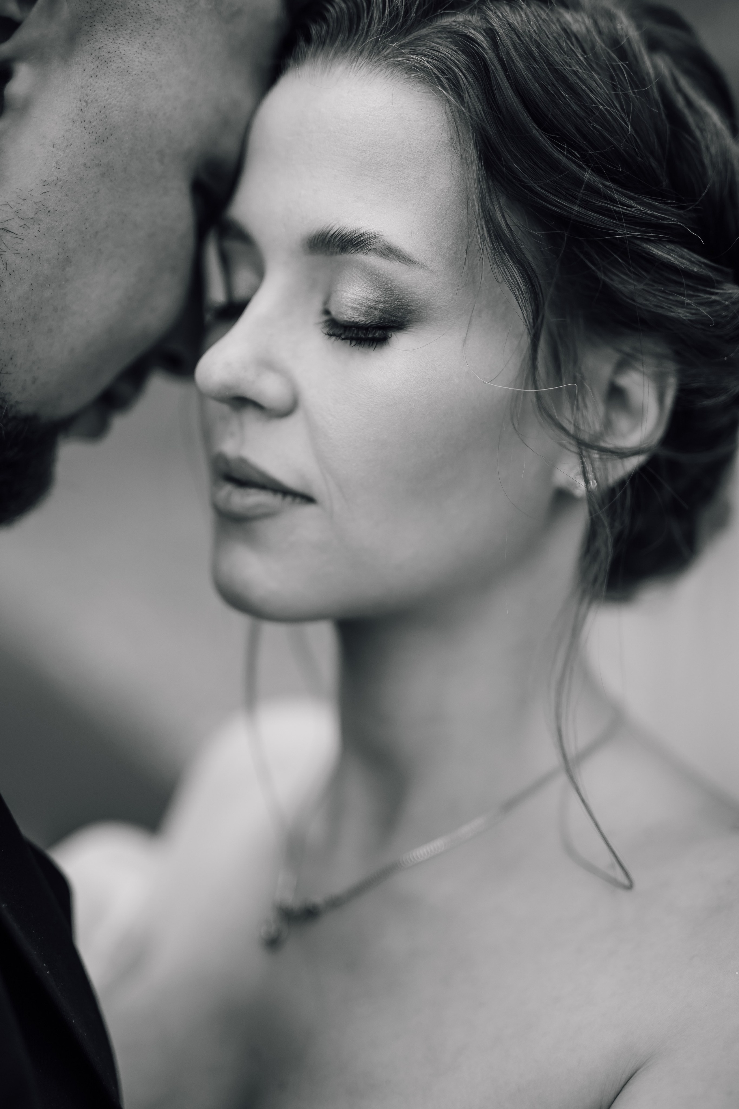 Свадебный день Яны и Максима, прогулка в лесу, Картинная галерея в Тамбове. Свадебный фотограф в Тамбове Павел Четвертков