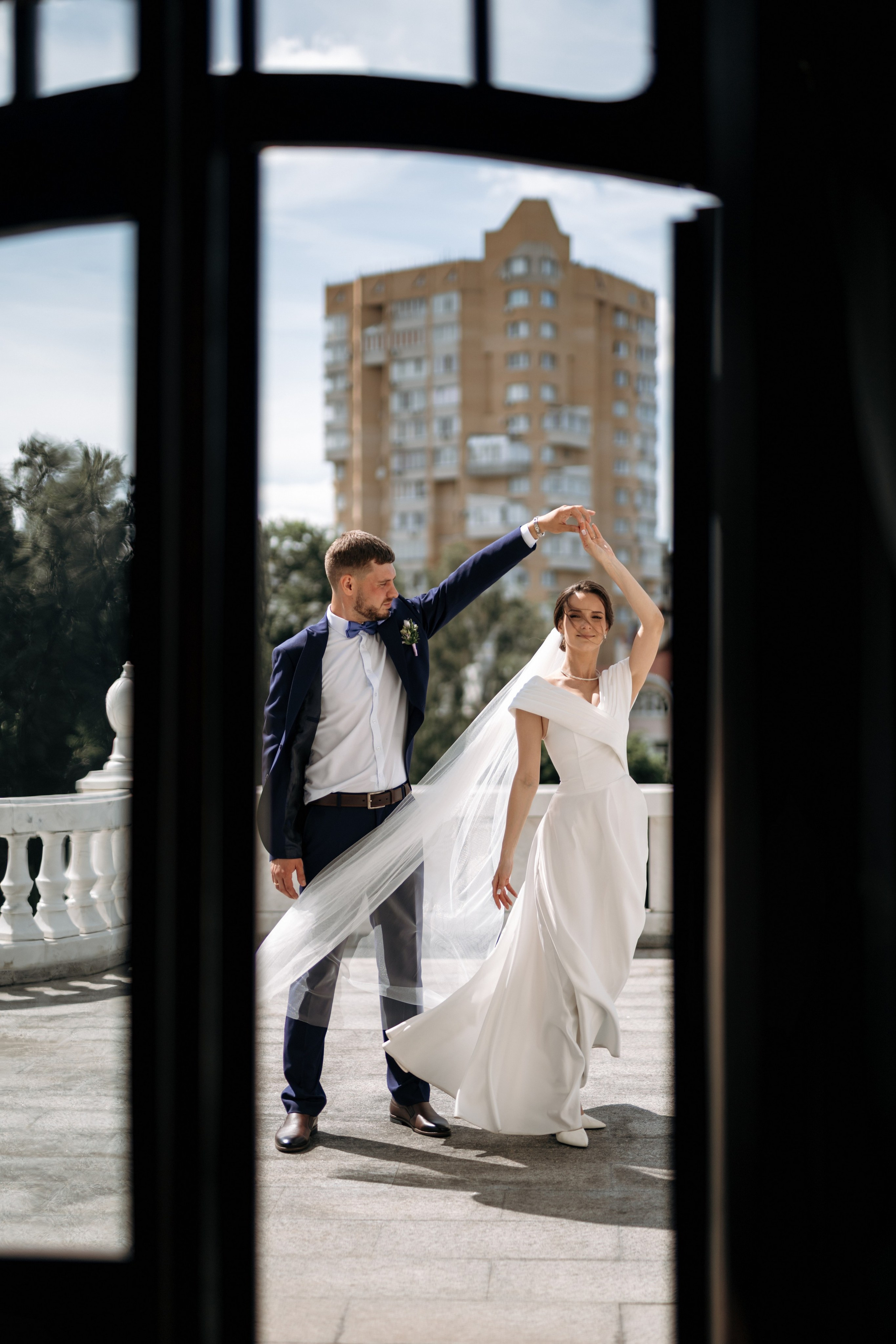 Свадебная фотосессия для Кристины и Мирослава, утро жениха и невесты. Свадебный фотограф в Тамбове Павел Четвертков