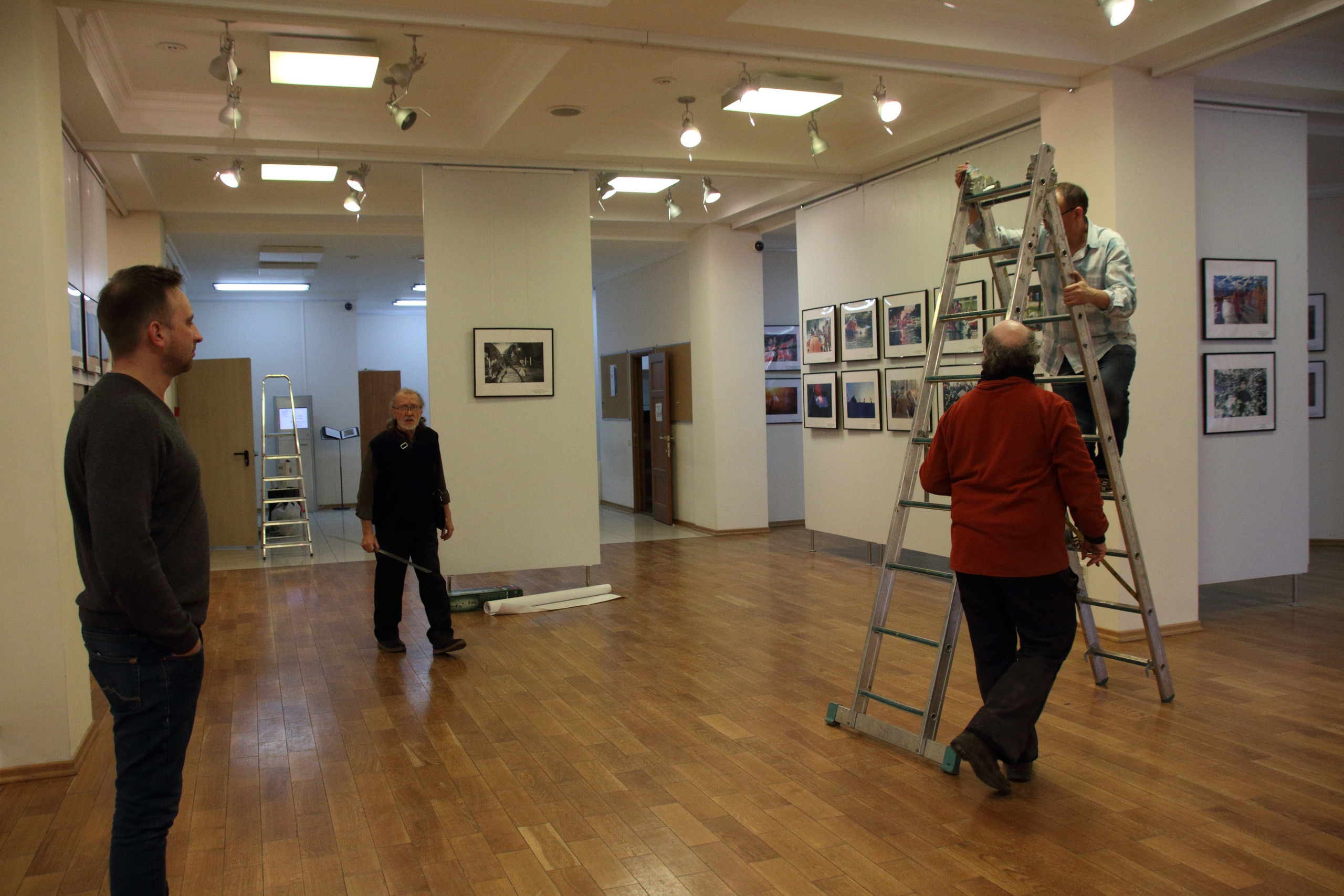 10.03.2018 Самарский взгляд — 2017. Развеска. Фотообъединение Самарского областного отделения Союза журналистов России