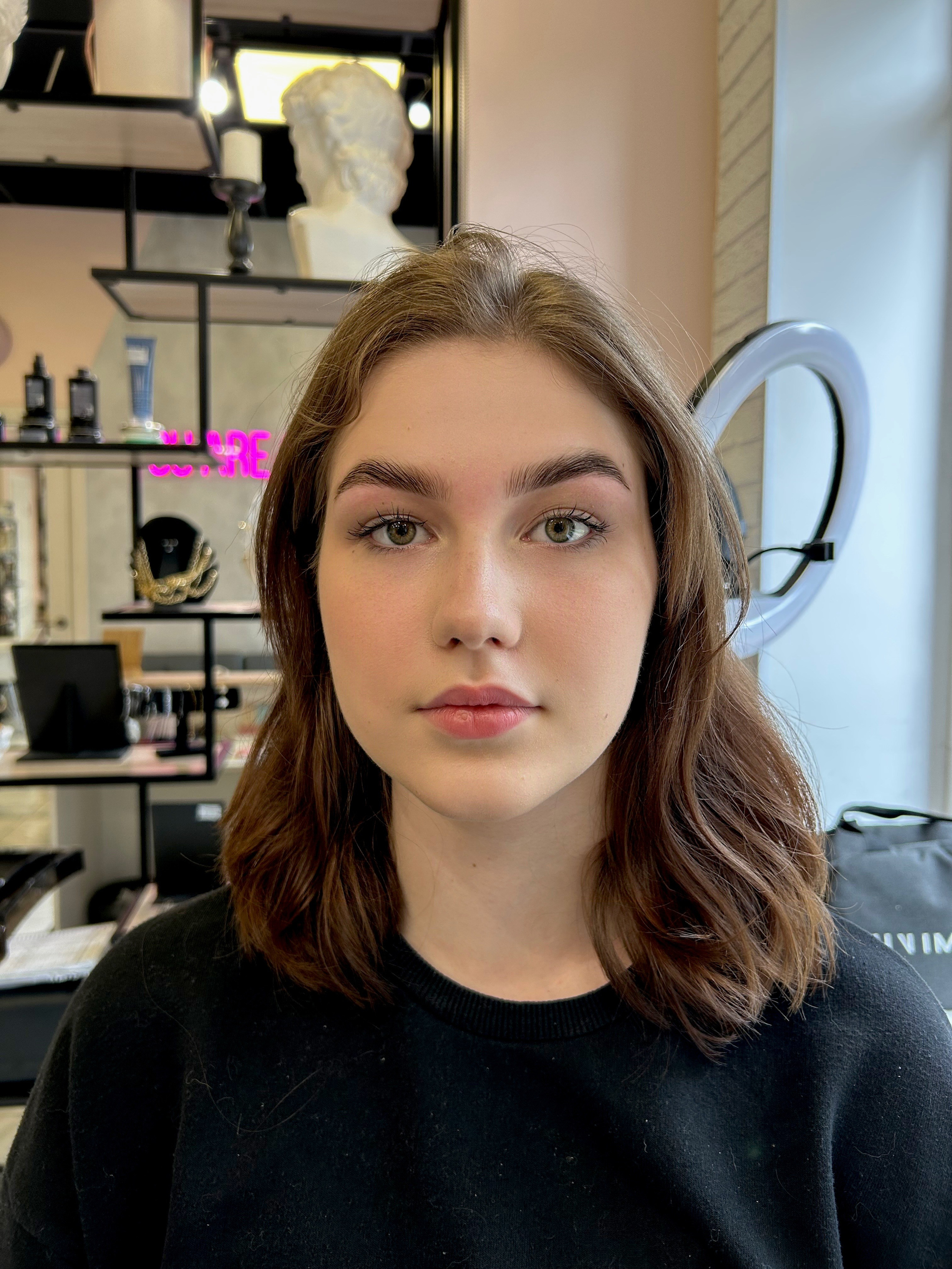 Идеальные брови и ламинирование ресниц Екатерина. Салон красоты PUDRA