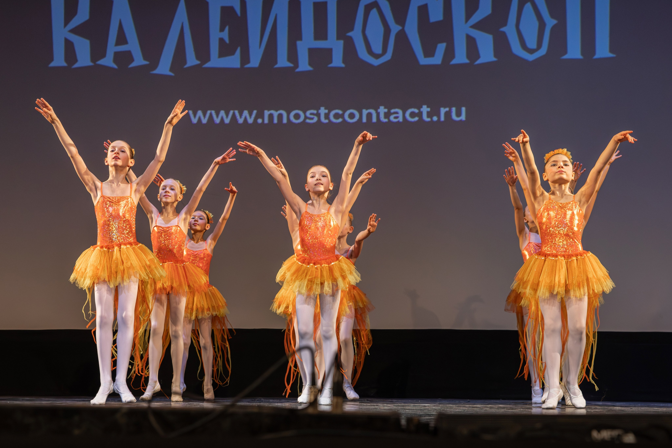 Съемка школьных репортажей в Москве. Семейный и женский фотограф в Москве Надежда Воробьева