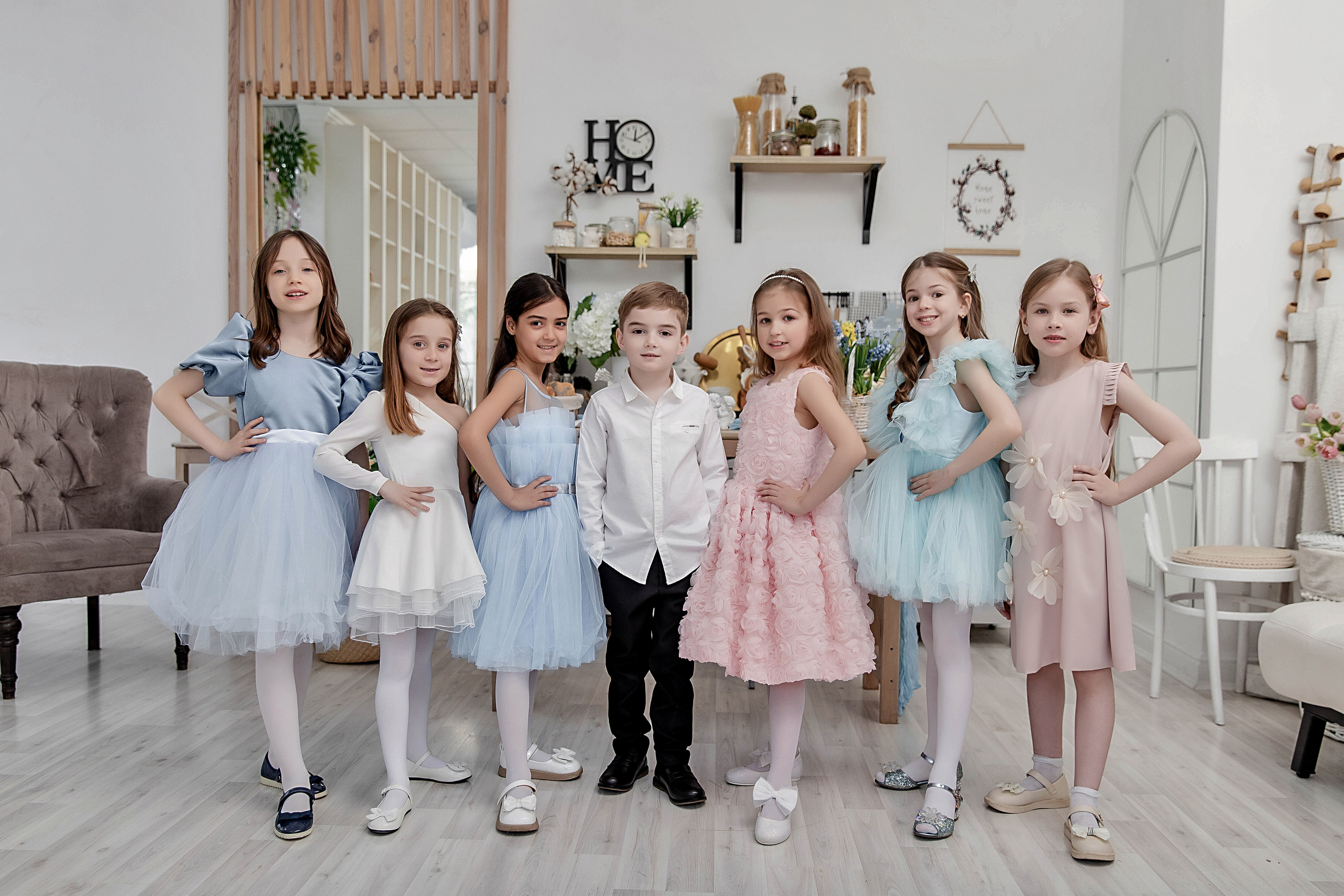 Выпускные (школьные) альбомы (книги) в Ростове-на-Дону. Современные Выпускные Альбомы в Ростове-на-Дону