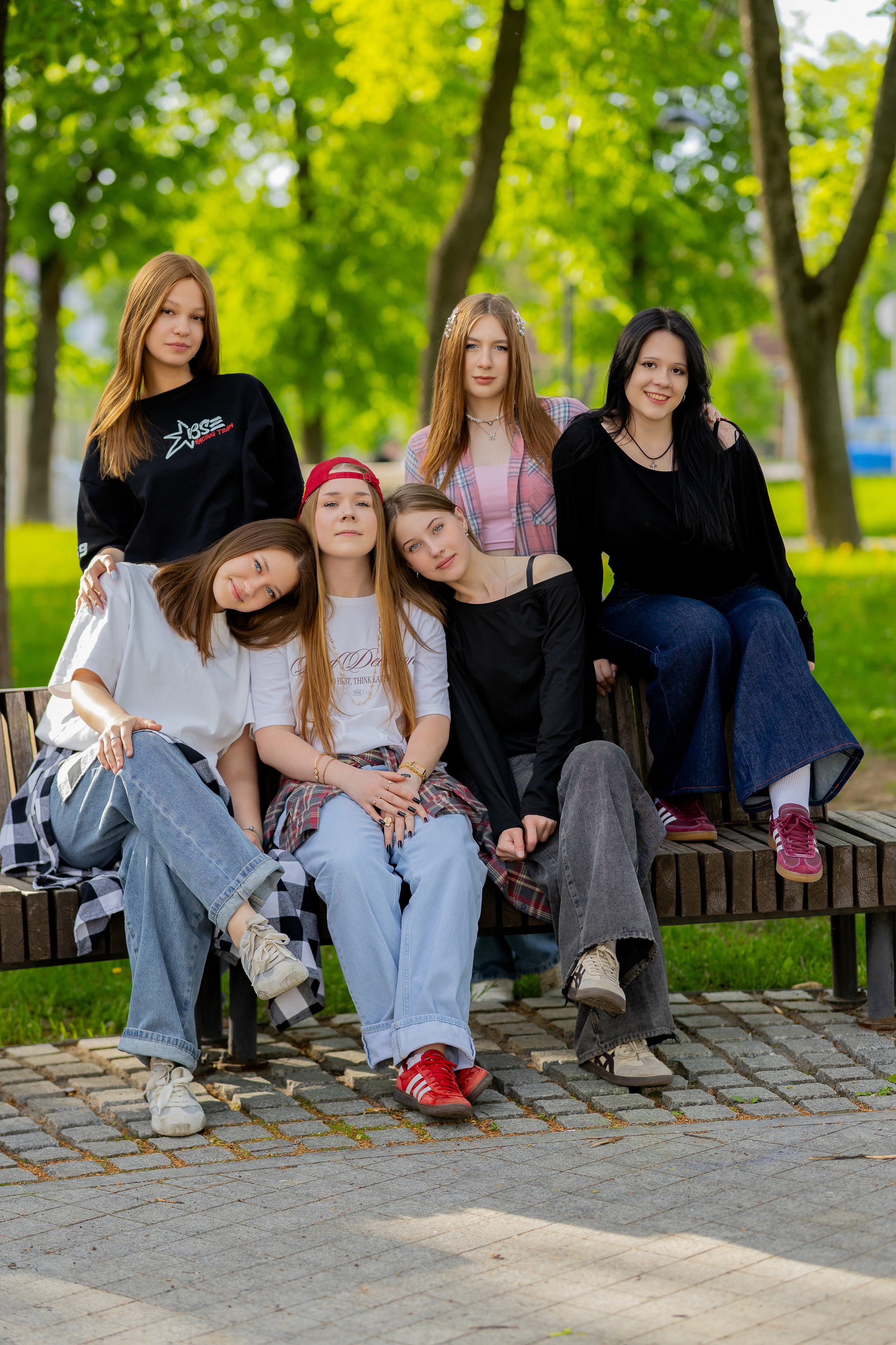 Фотограф Олеся Босак,Фотограф Максим Пустовой,Фотограф Павел Спивак,Фотограф Николай Добшинский,Фотограф Анна Сухонович,Фотограф Коробков Сергей,Фотограф Быков Андрей,Фотограф Анастасия Басова,Фотограф Полина Костырина,Фотограф Юлия Новикова,Фотограф Анастасия Мусатова,Фотограф Татьяна Мурзенко,Фотограф Андрей Гоев,Фотограф Дмитрий Кузнецов,Фотограф Денис Тарасов,Фотограф Юлия Тарасова,Фотограф Анастасия Долгих, Фотограф Андрей Уваров,Фотограф Александра Дерюшева,Фотограф Наталья Руденко, Фотограф Ксения Гордеева, Фотограф Юлия Прокофьева,Фотограф Борис Куприков,Фотограф Галина Фролова