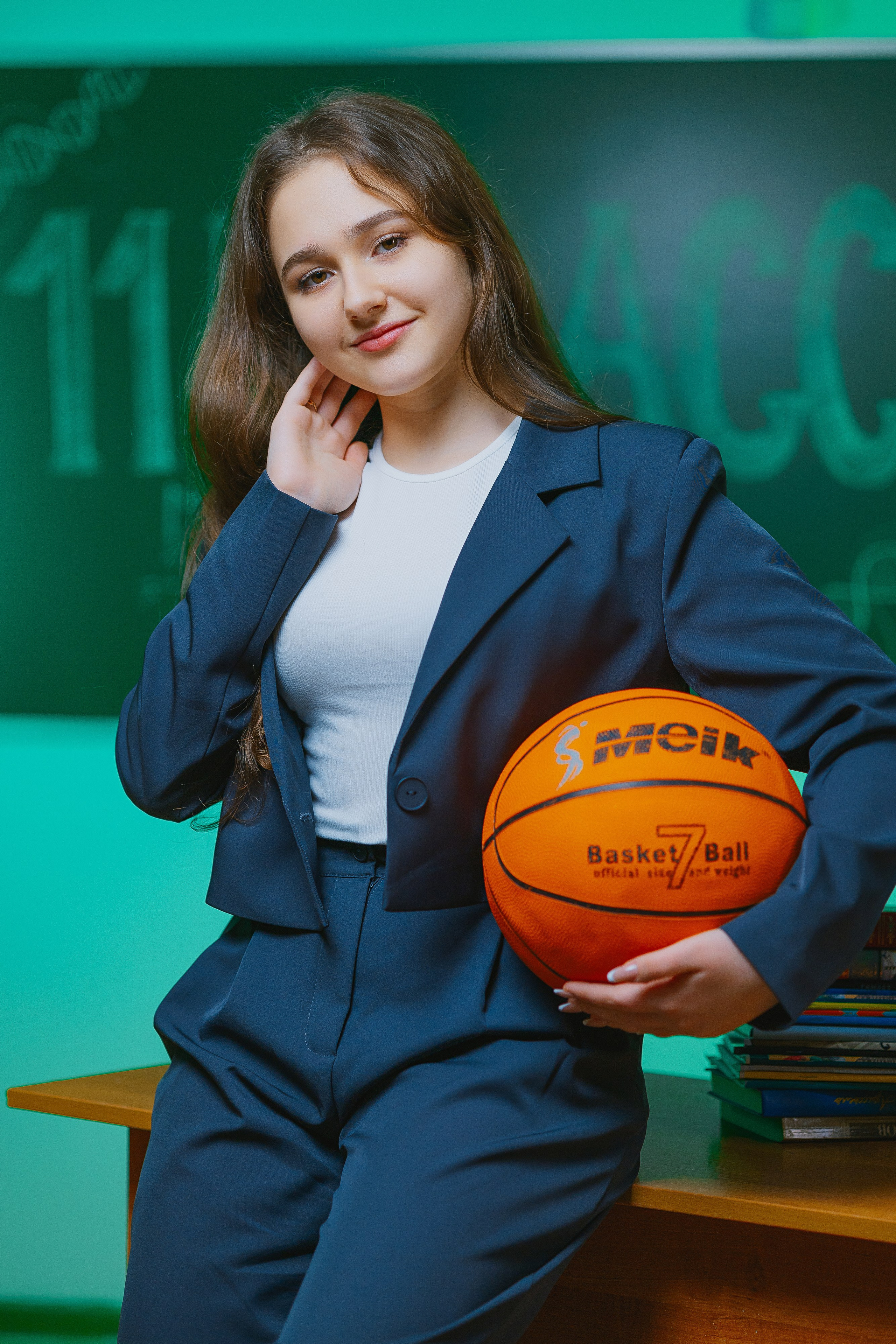 Выпускные альбомы для 9 и 11 класса. Выпускные фотоальбомы в Серпухове 2027