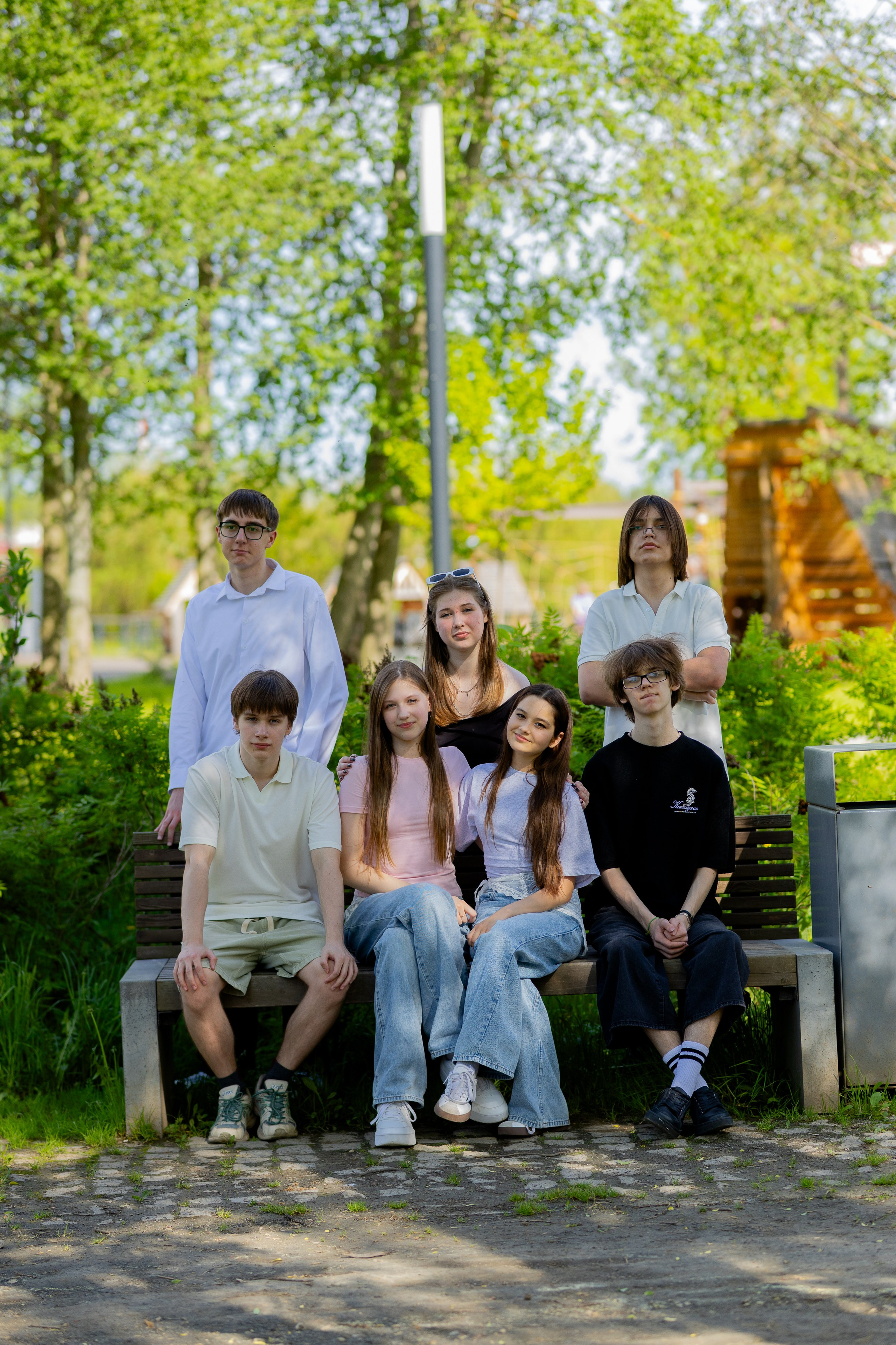 Прогулочные фотосессии выпускников старших классов. Выпускные фотоальбомы в Серпухове 2027