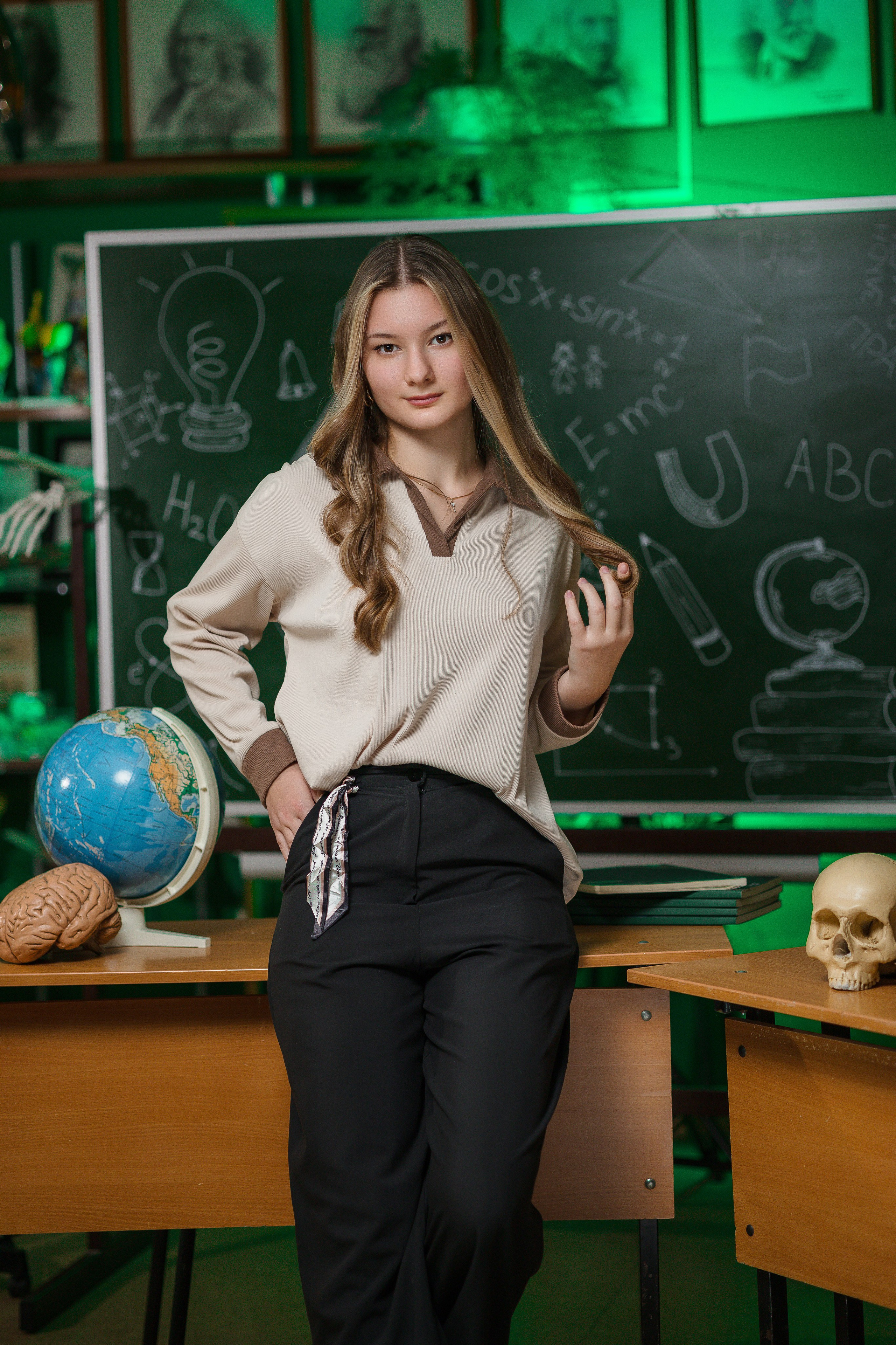 Выпускные альбомы для 9 и 11 класса. Выпускные фотоальбомы в Серпухове 2027