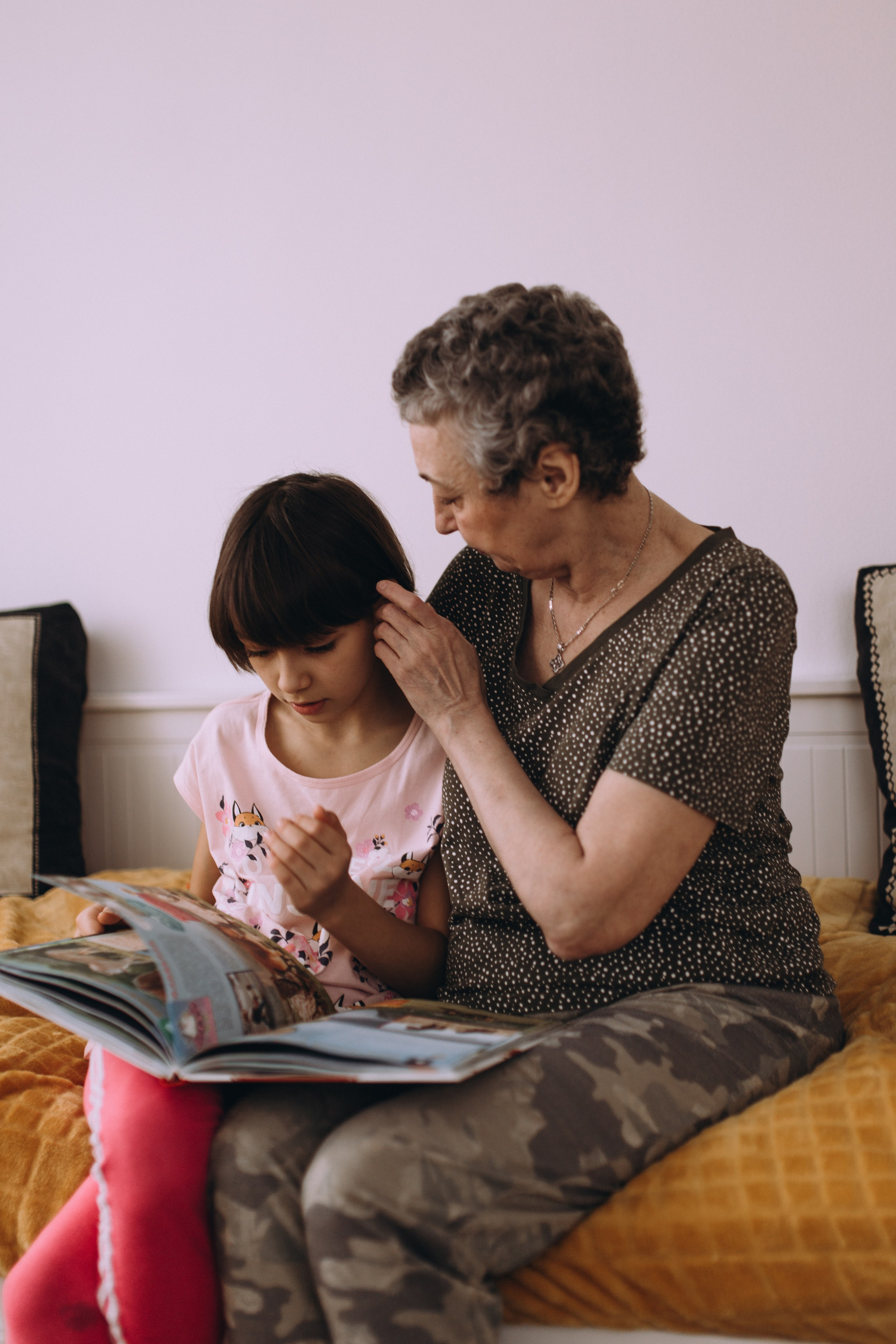 Бабушка Ира, Александр, Анастасия, Анна и Ева. Елена Семейный фотограф Санкт-Петербург