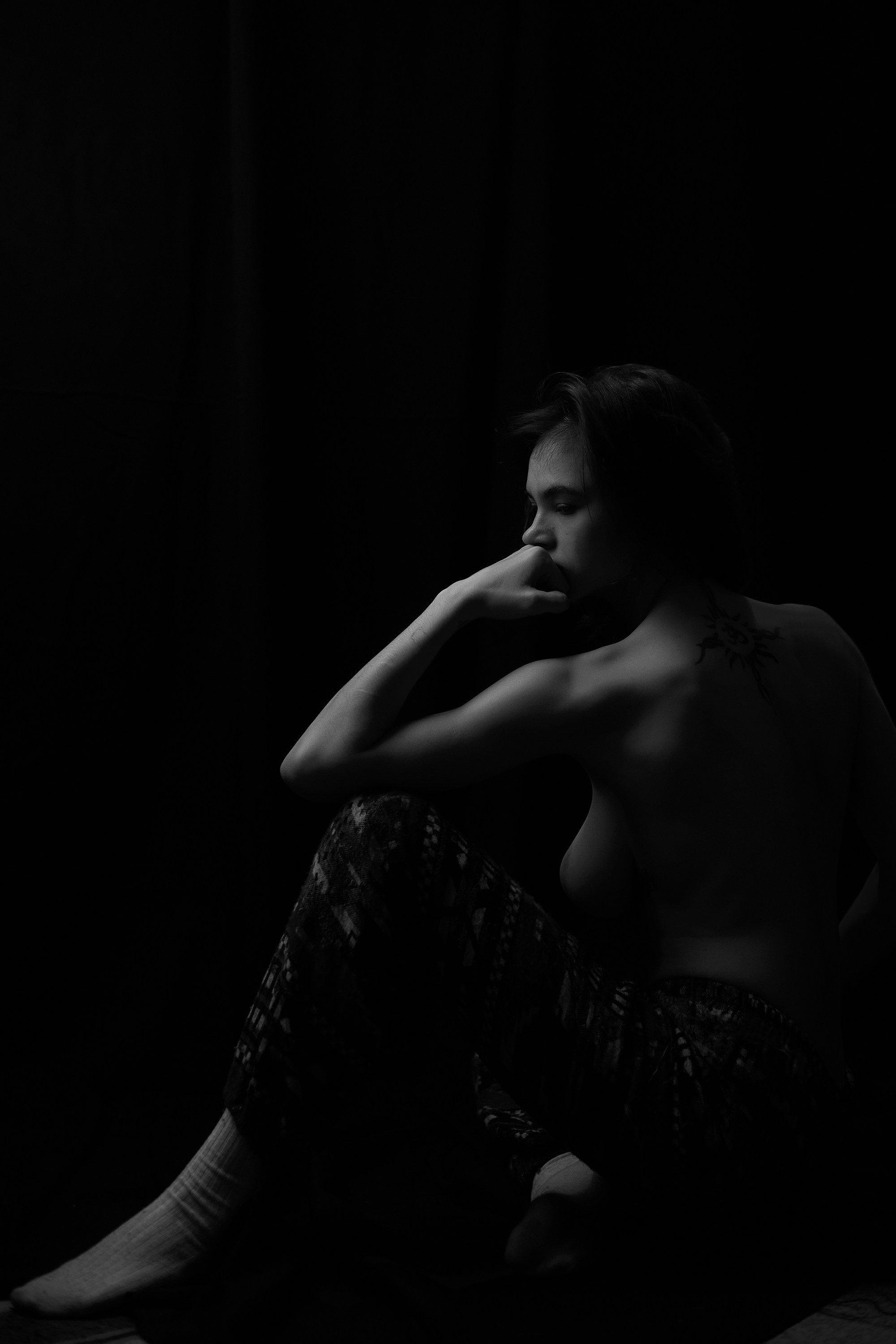 Ню. Фотограф Александр Кудинов, Крым: Легкие съемки, живые эмоции