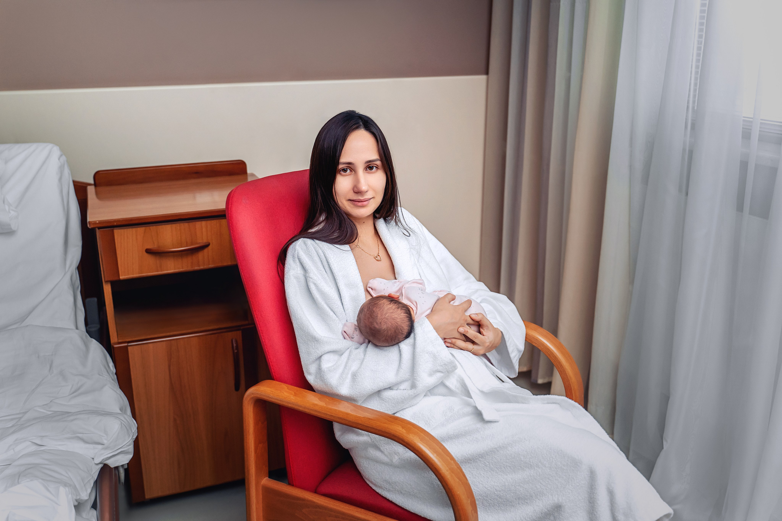 Выписка из роддома Лапино. Фотограф на выписку из роддома Москва. Фотограф \ Видеограф на Крещение, Венчание Москва| Семейные съемки