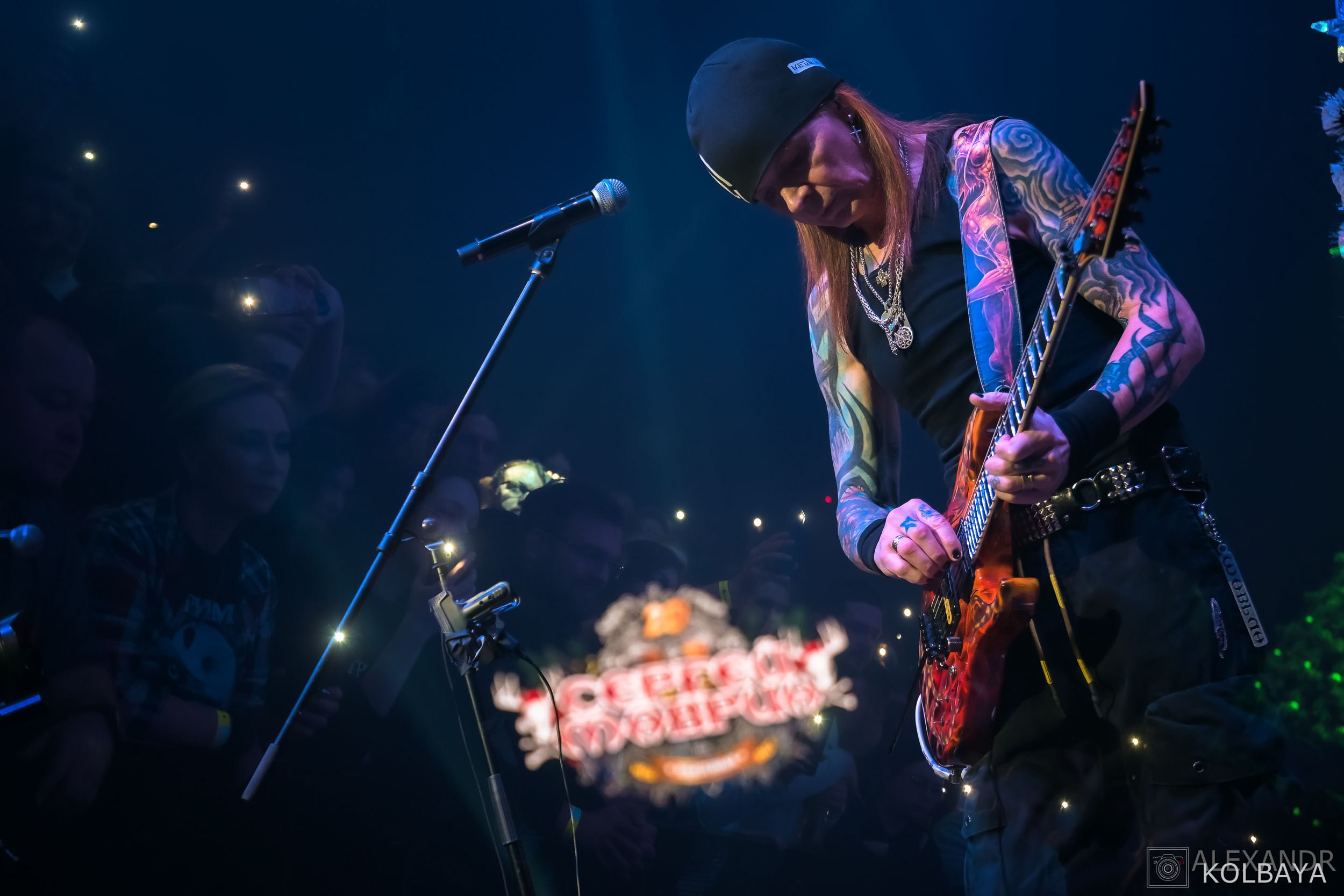Фоторепортаж с Метал-Елки 2026. Концертный и театральный репортажный фотограф в Москве Александр Колбая