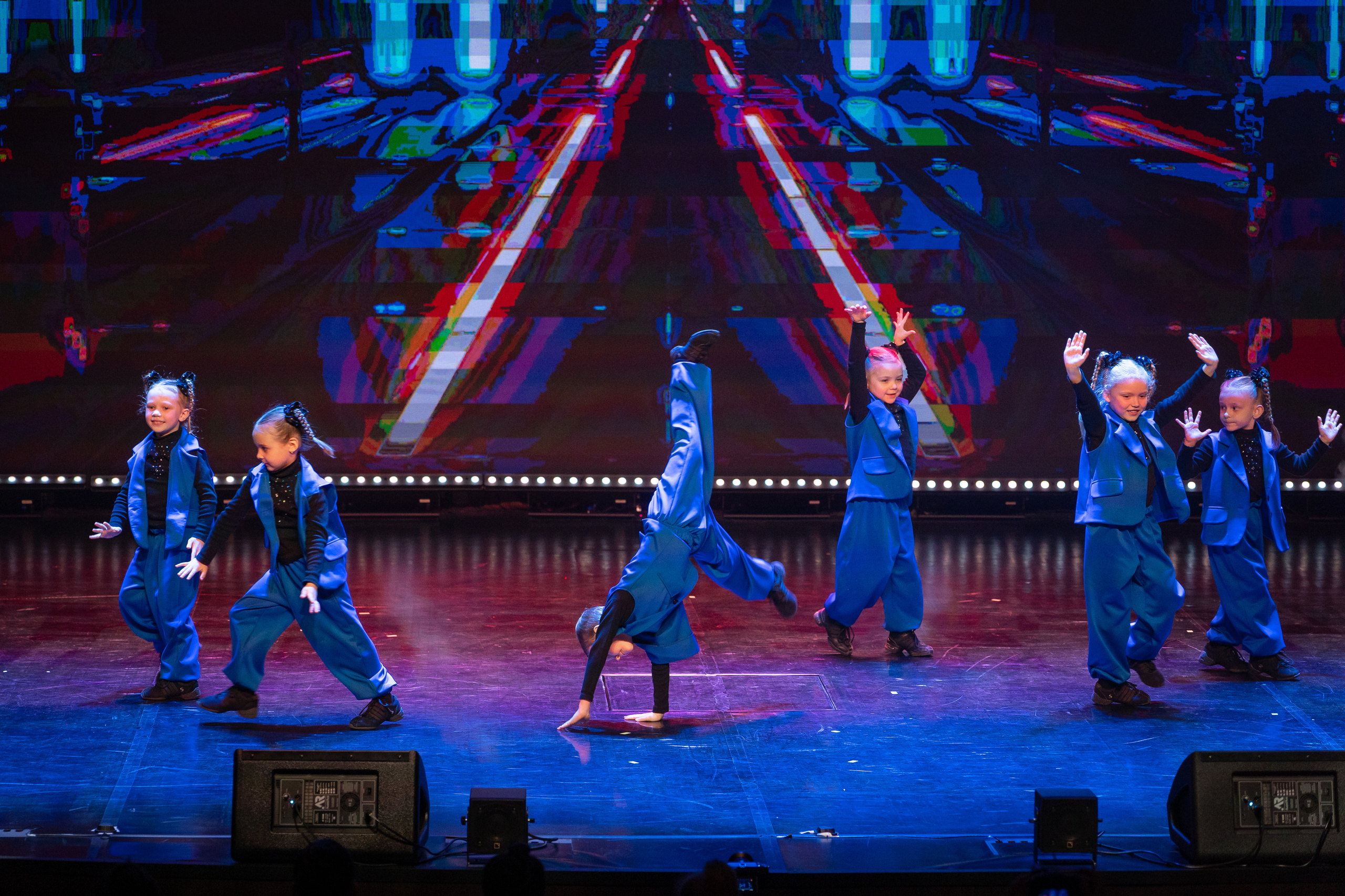 Ultimatum Dance Концерт. Выпускные фотоальбомы Фотограф в Москве Устинович Алена