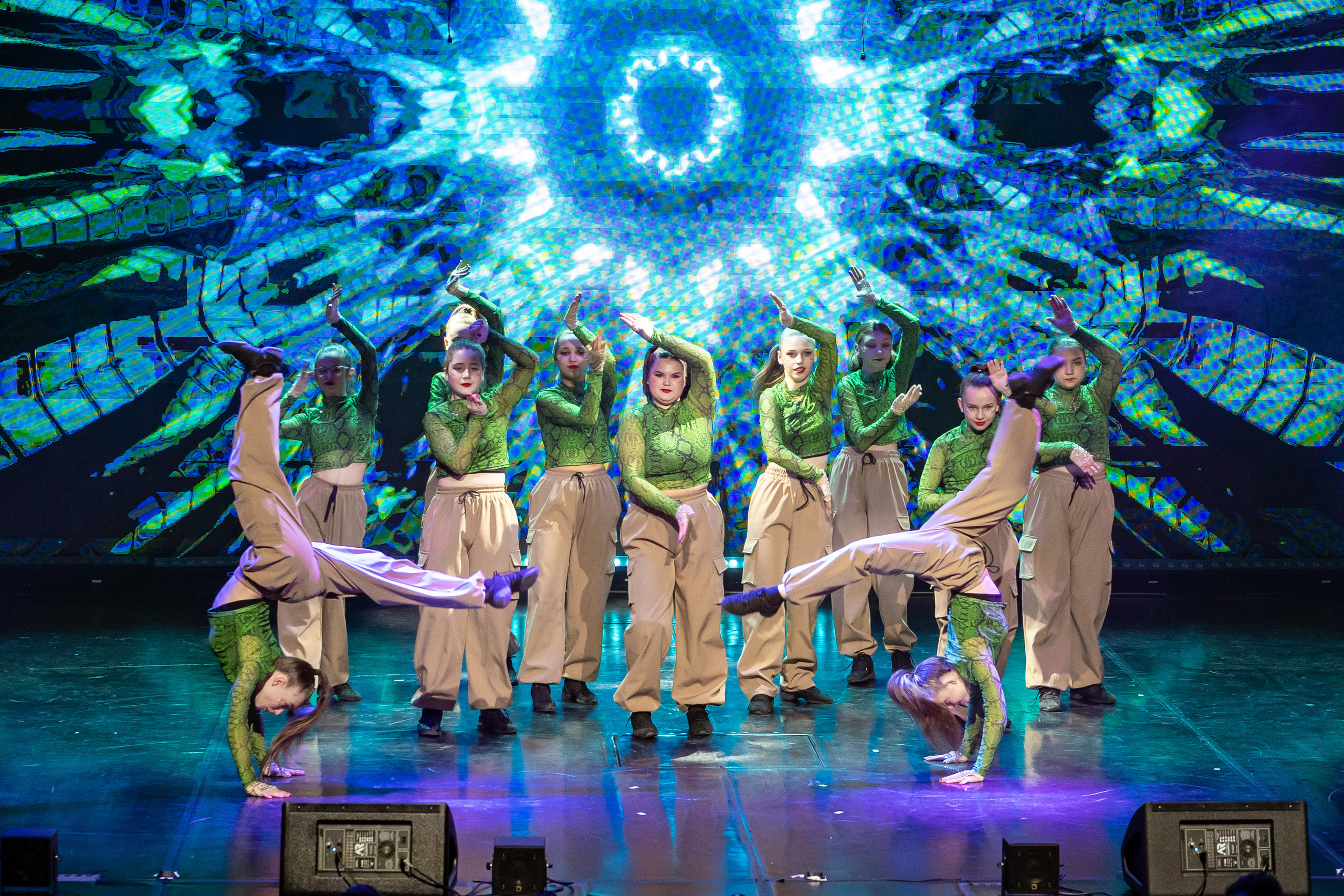 Ultimatum Dance Концерт. Выпускные фотоальбомы Фотограф в Москве Устинович Алена