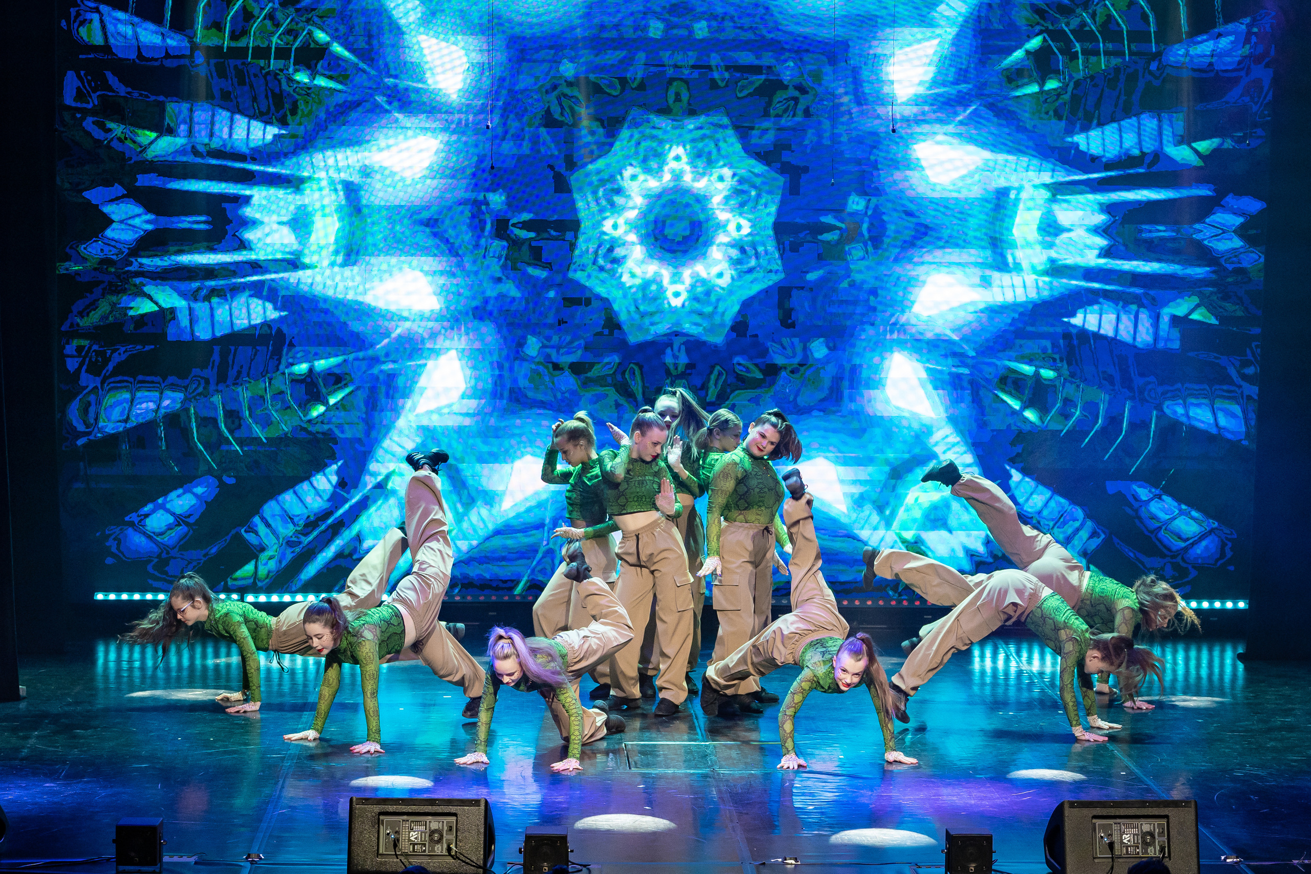 Ultimatum Dance Концерт. Выпускные фотоальбомы Фотограф в Москве Устинович Алена