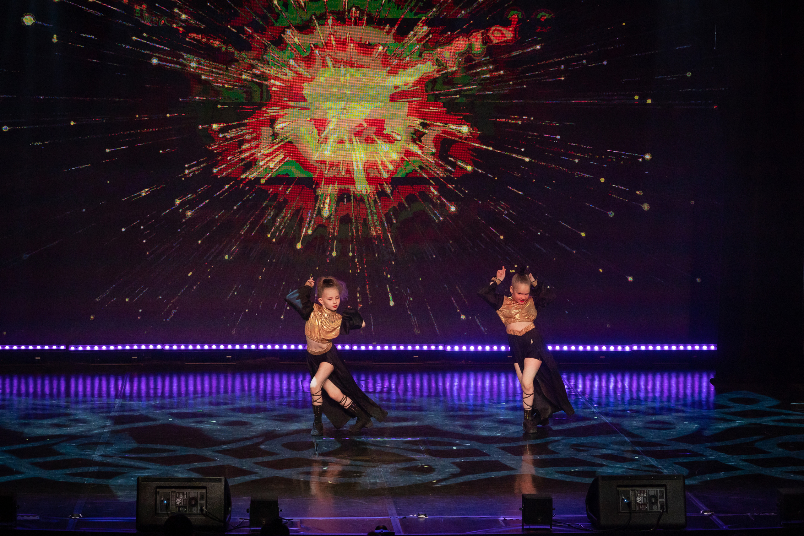 Ultimatum Dance Концерт. Выпускные фотоальбомы Фотограф в Москве Устинович Алена