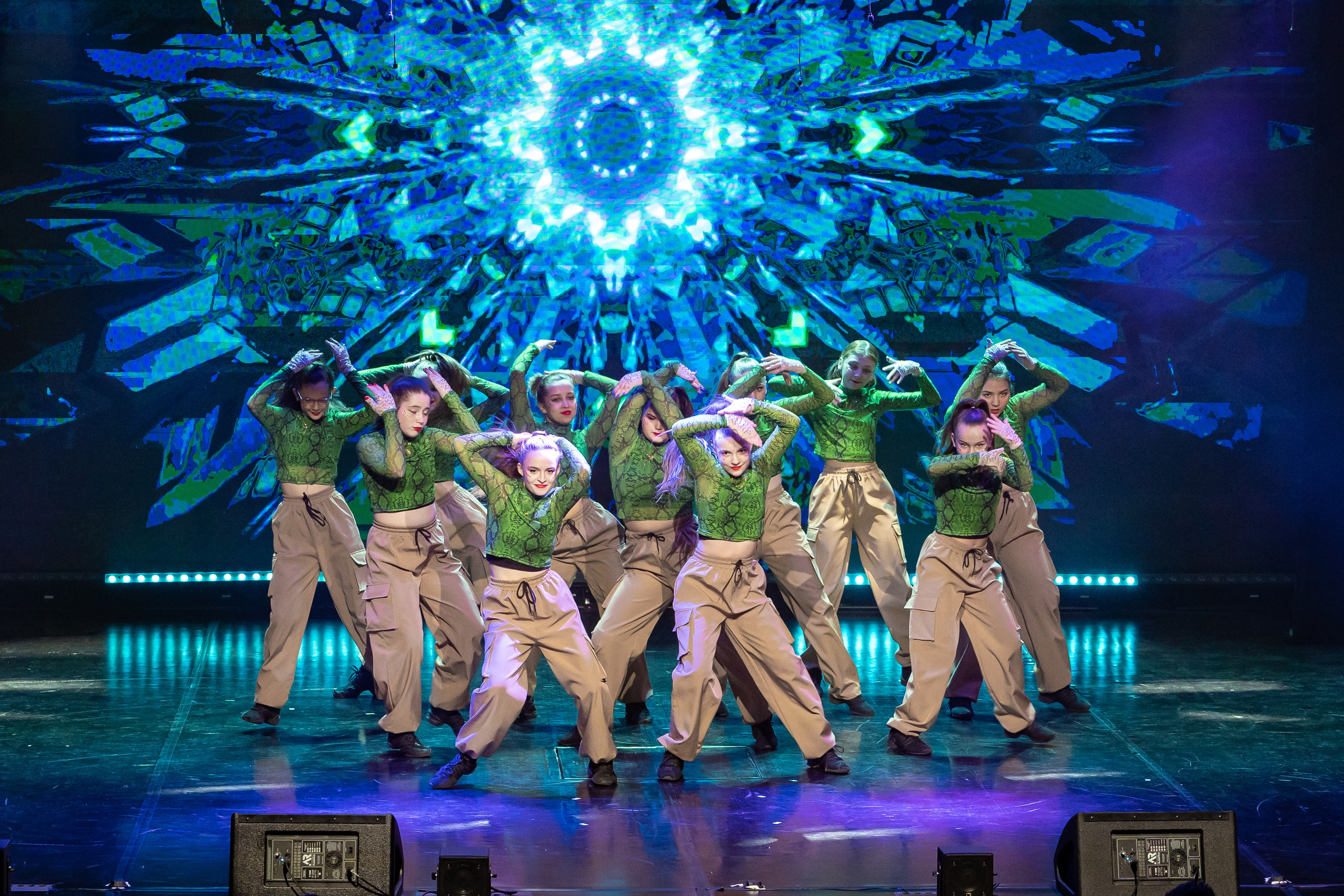 Ultimatum Dance Концерт. Выпускные фотоальбомы Фотограф в Москве Устинович Алена