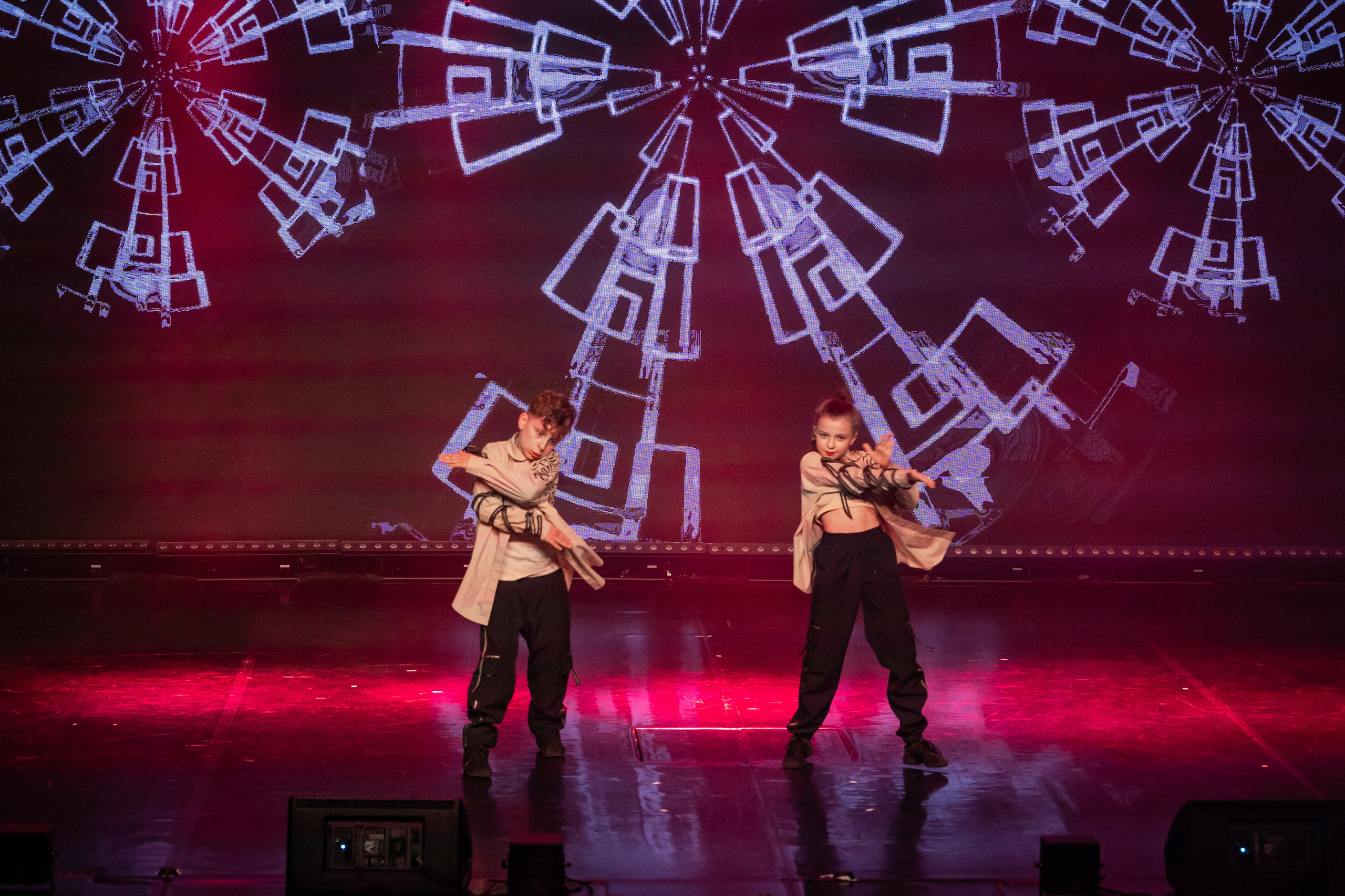 Ultimatum Dance Концерт. Выпускные фотоальбомы Фотограф в Москве Устинович Алена