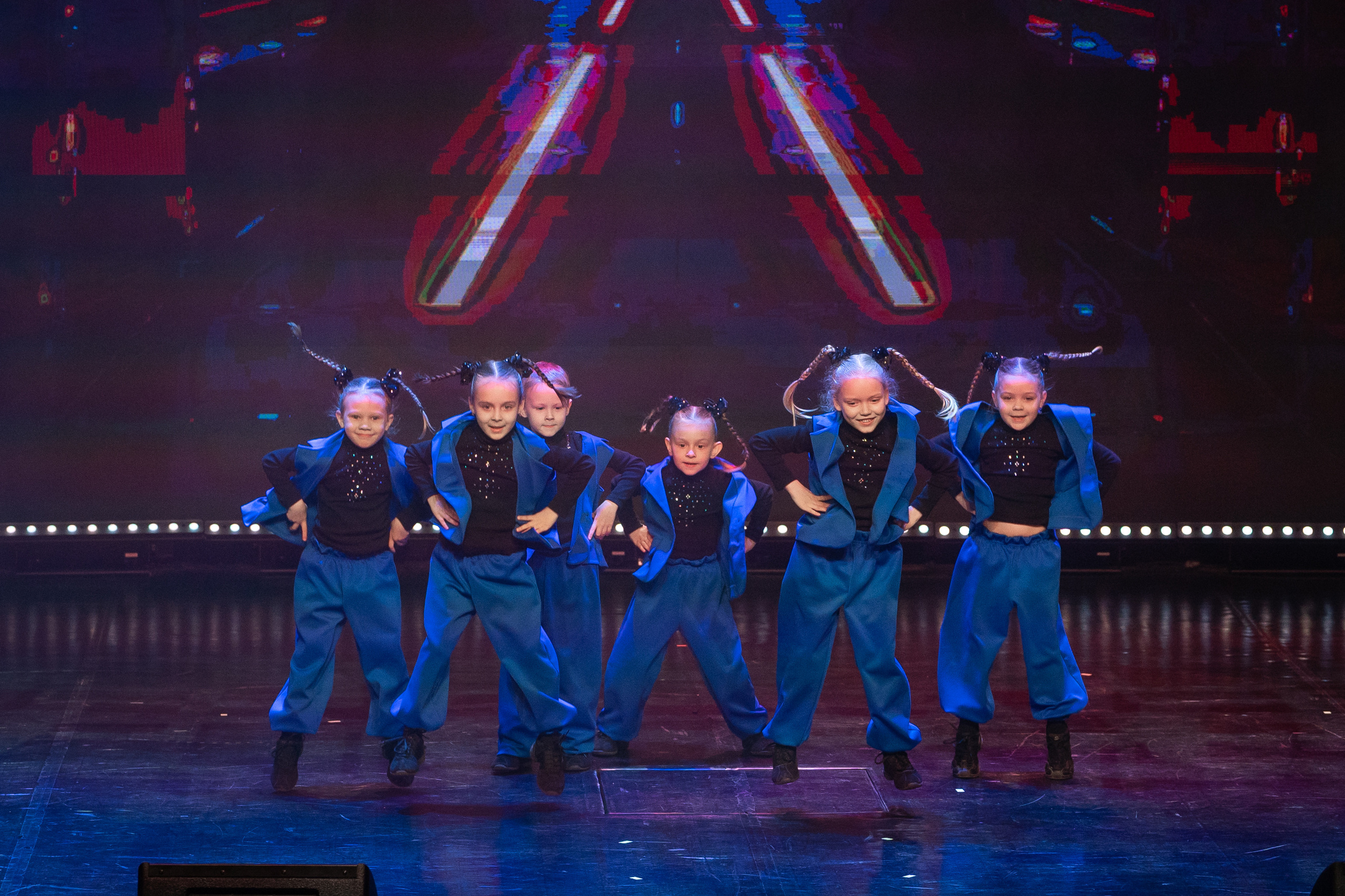 Ultimatum Dance Концерт. Выпускные фотоальбомы Фотограф в Москве Устинович Алена