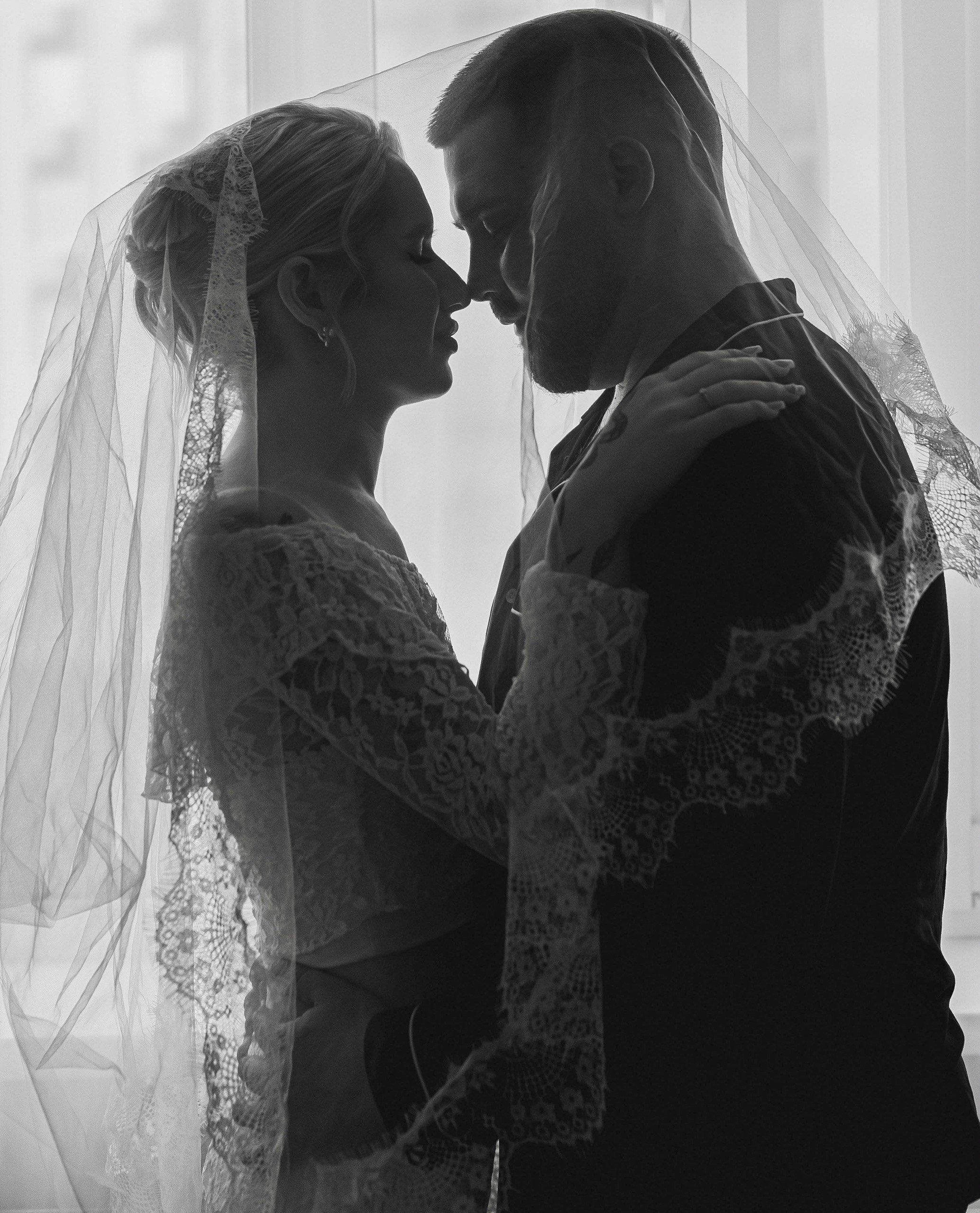 АЛИНА БАЙКОВА Wedding Photographer Timeless stories with natural light