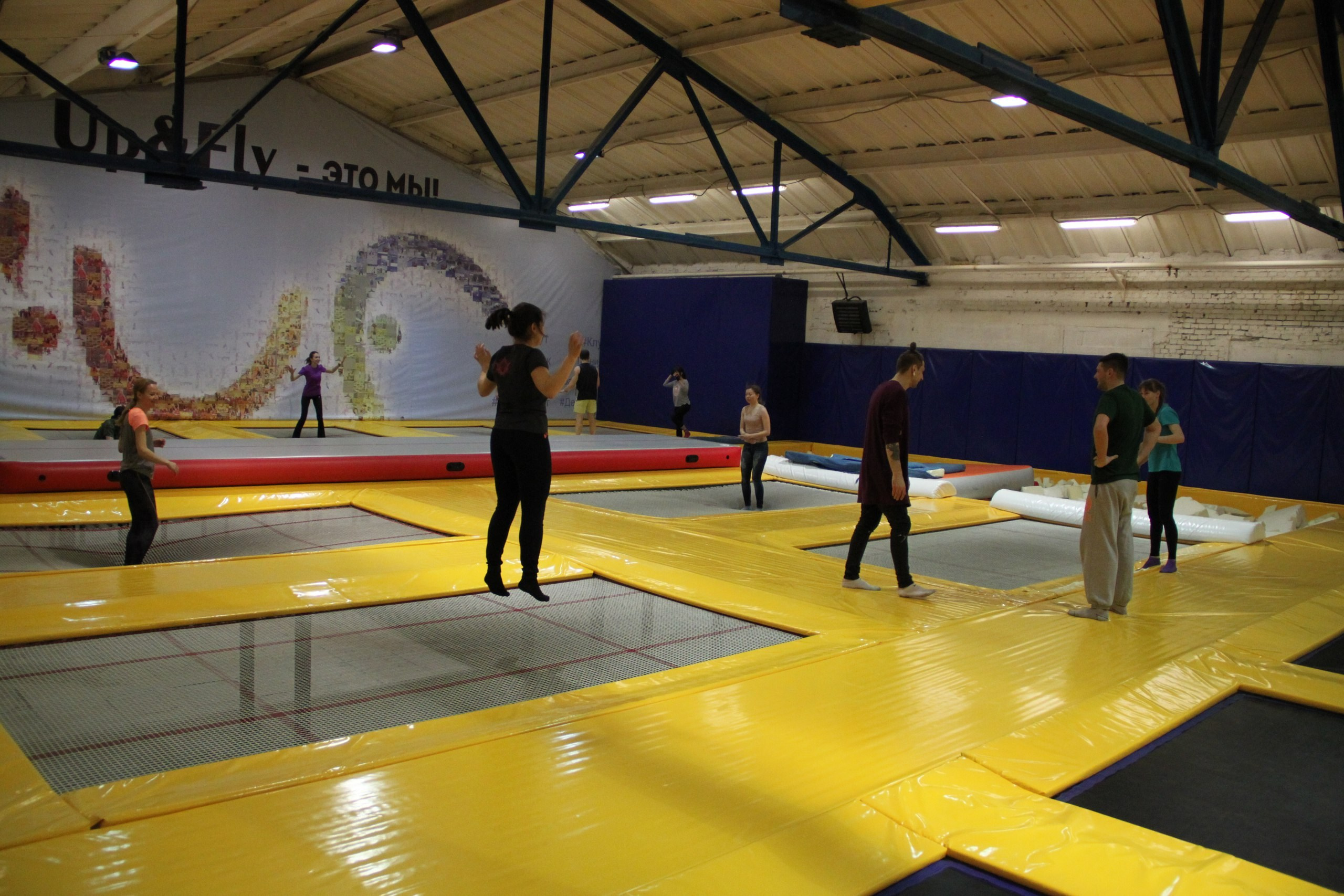 Батуты | 26.03.2017. Галерея Фантим