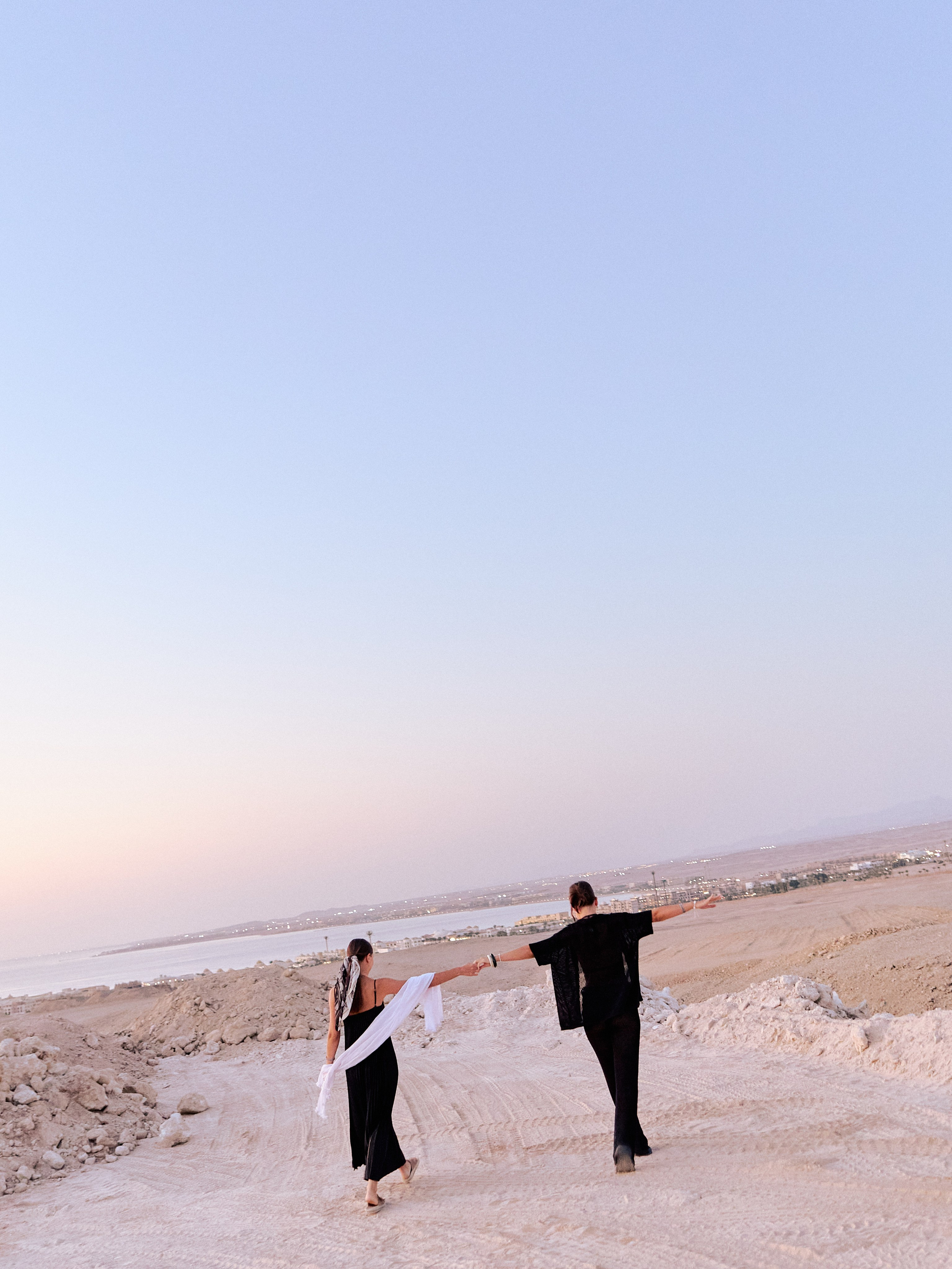 Для парной съёмки. Jorgis Talè — photographer, kind person, teacher of arts and other mag