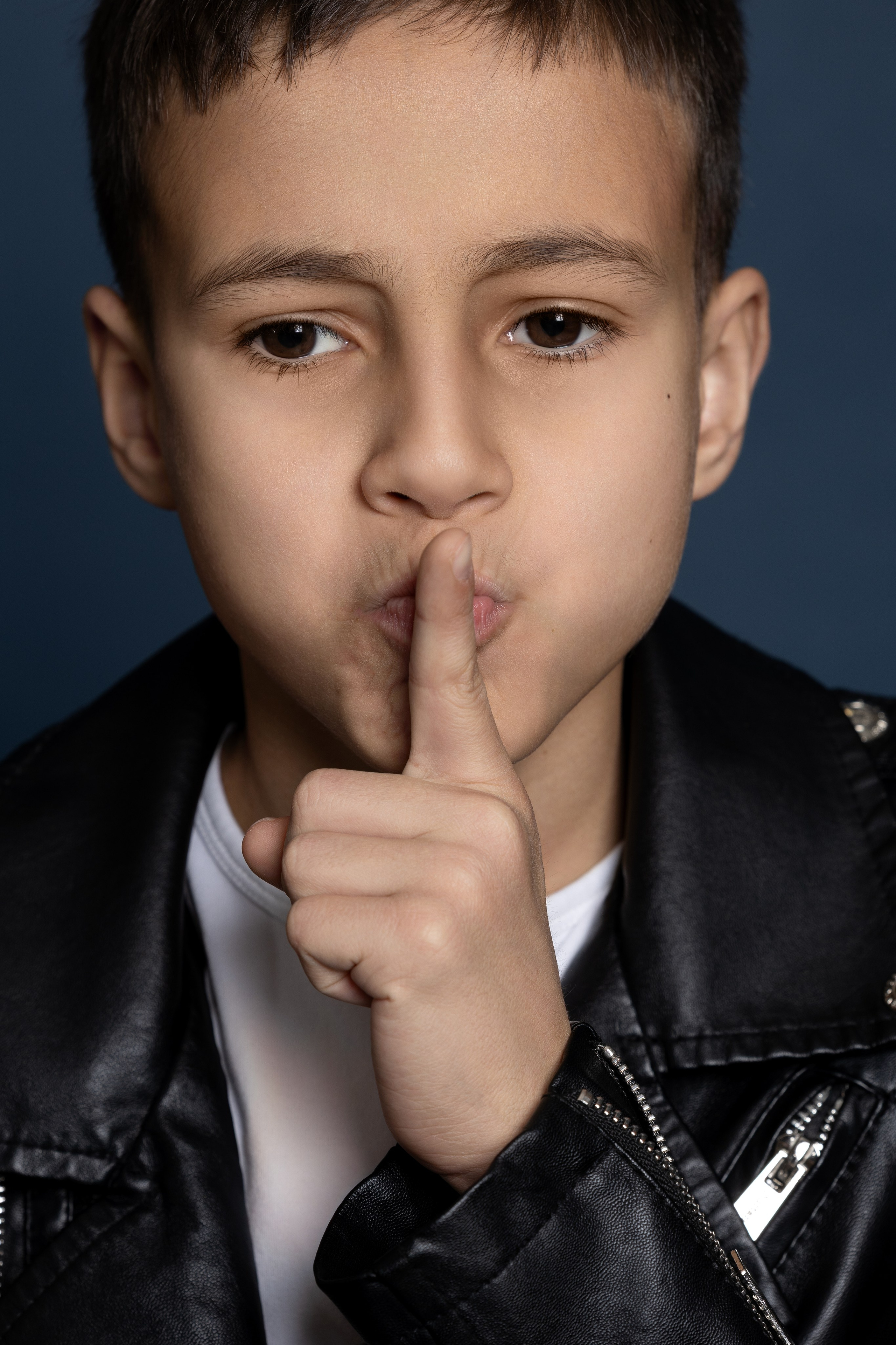 Валерия и Глеб. Портретный Студийный и уличный фотограф Москва. Индивидуальные, Семейные, Беременность, Будуар, Каталог, контент съемки для блога и бизнеса