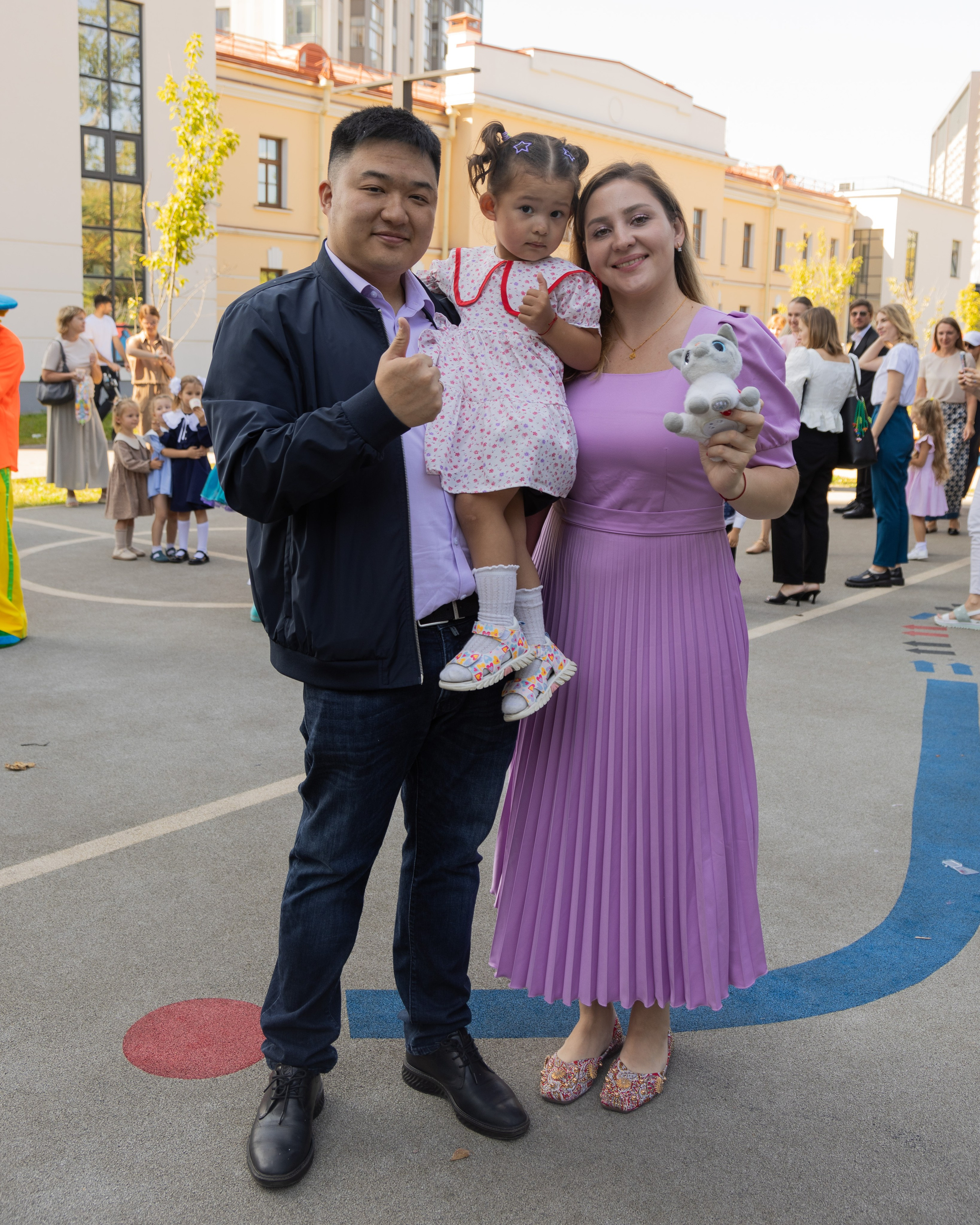 2 -го Сентября RYBAKOV PLYSCHOOL. Портретный Студийный и уличный фотограф Москва. Индивидуальные, Семейные, Беременность, Будуар, Каталог, контент съемки для блога и бизнеса