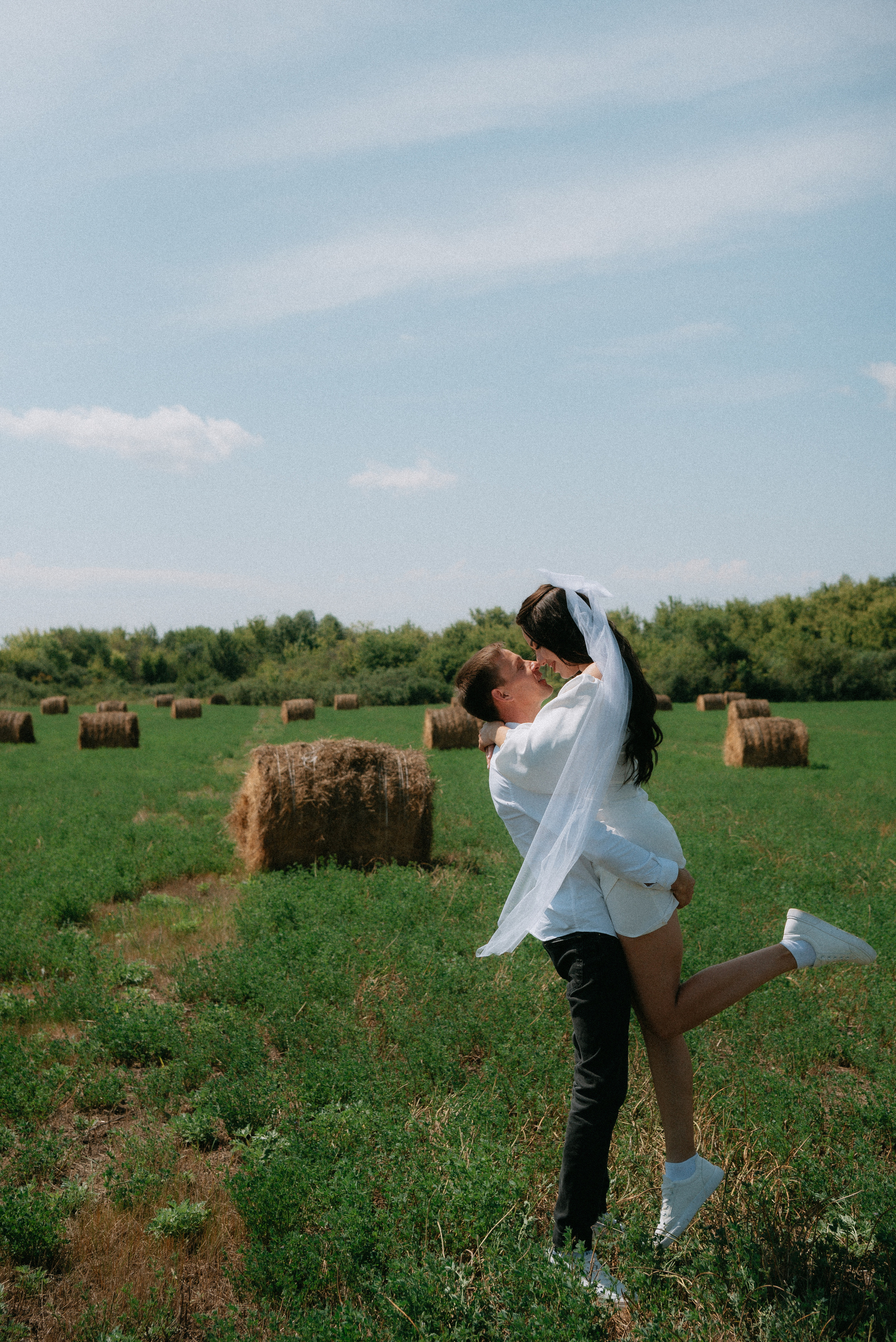 Вова и Юля. Свадебная прогулка. Свадебный и семейный фотограф Волгоград Анастасия Садовникова