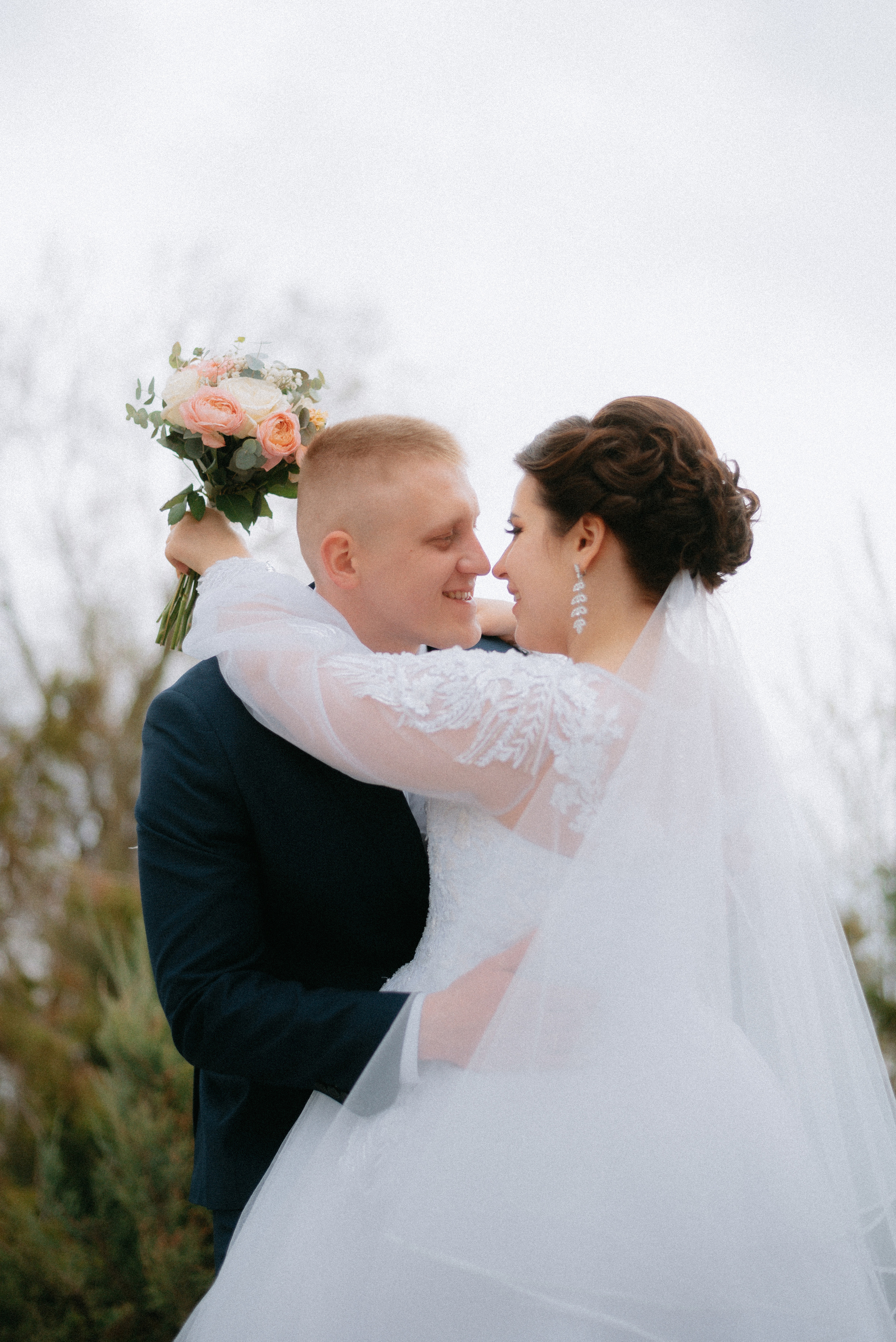 Артём и Лера. Свадебная прогулка. Свадебный и семейный фотограф Волгоград Анастасия Садовникова