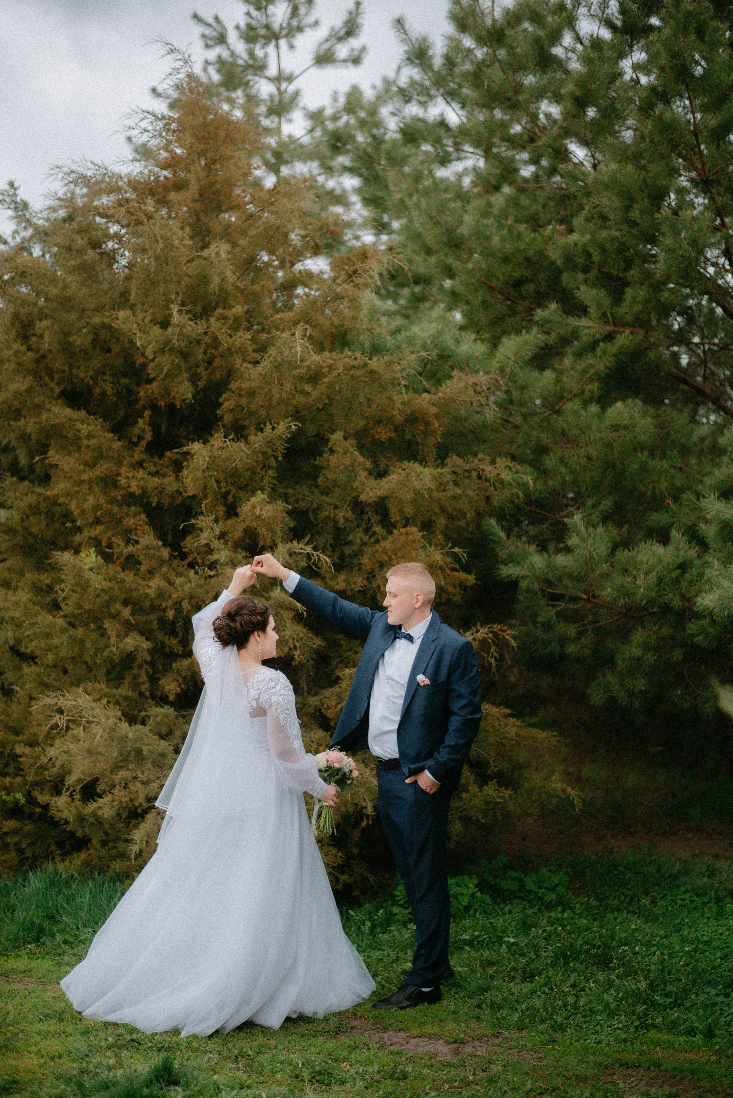 Артём и Лера. Свадебная прогулка. Свадебный и семейный фотограф Волгоград Анастасия Садовникова