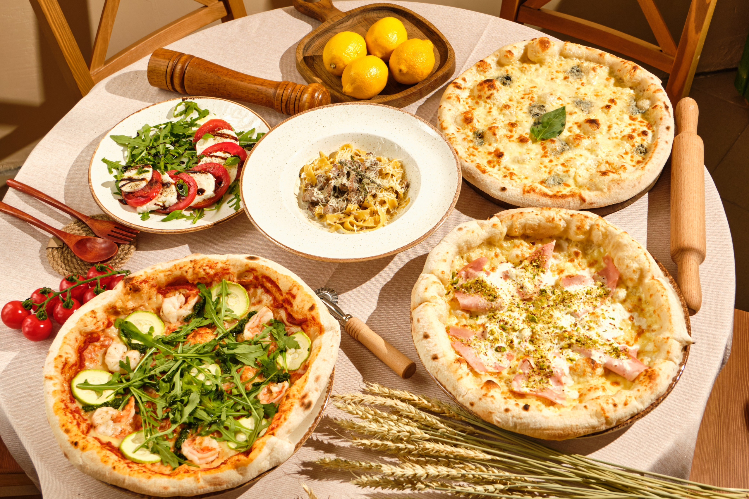 Food Photography of Pizza for Delivery | Photographer for Italian Restaurant Tbilisi. Commercial Photographer Tbilisi | Food & Product Photography | Vitaly Gorbachev