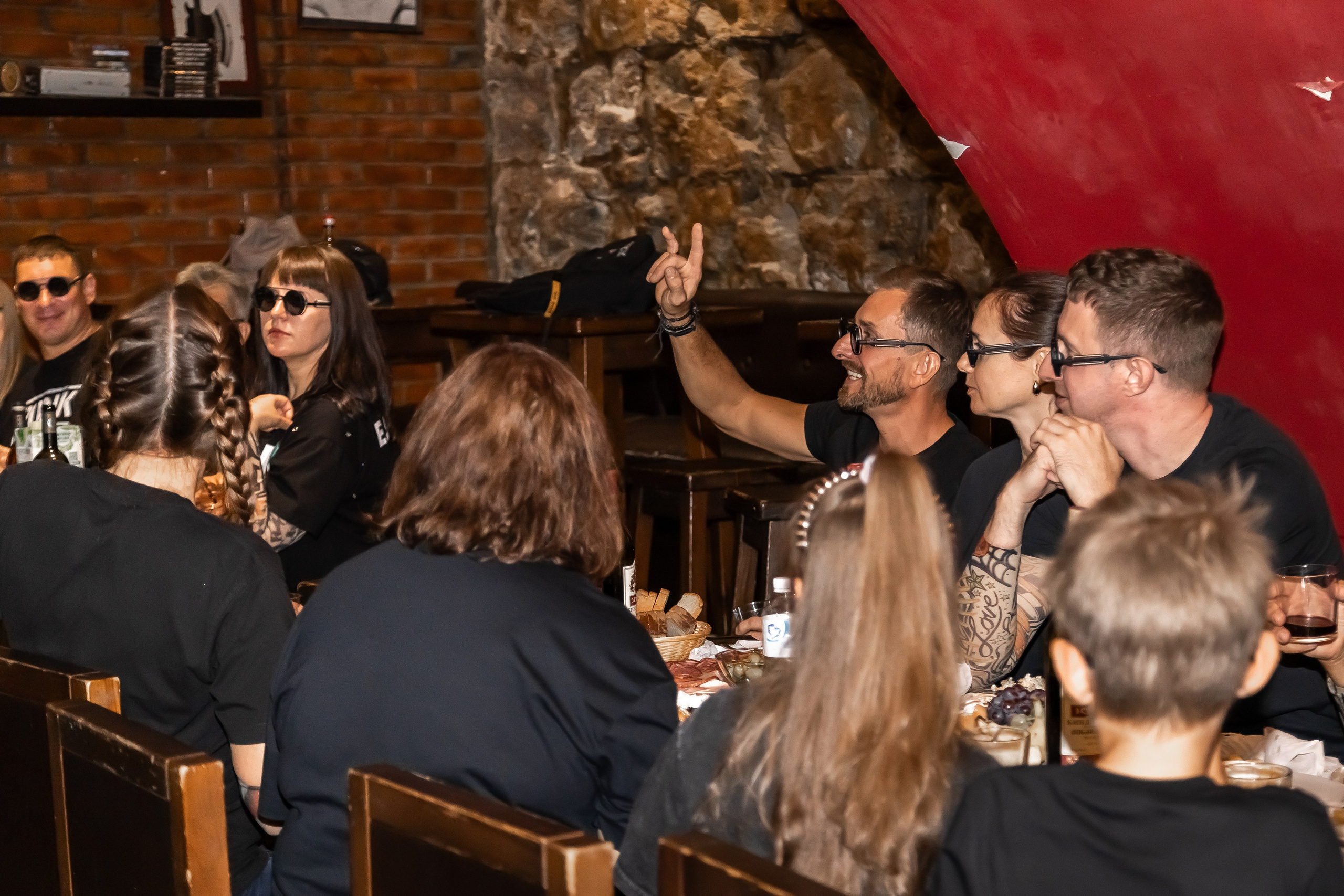 День Рождения Алексея в баре «Белая Лошадь». Фотограф в Волгограде Норченко Светлана