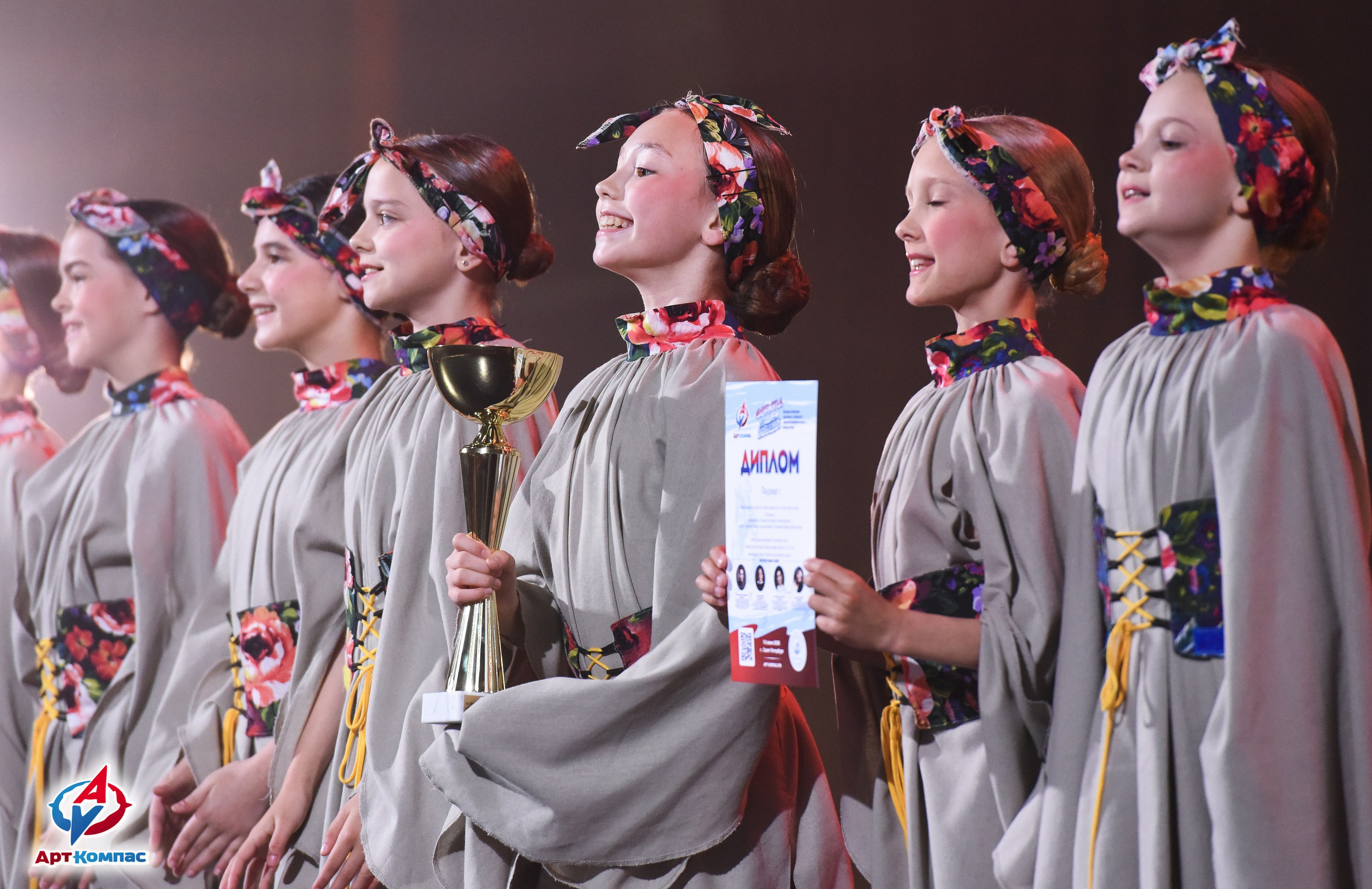 01.06.2026 Всероссийская премия в области хореографического искусства «ФОРМУЛА НАШЕЙ ПОБЕДЫ» г. Санкт-Петербург. Медиастудия Фото Концепт