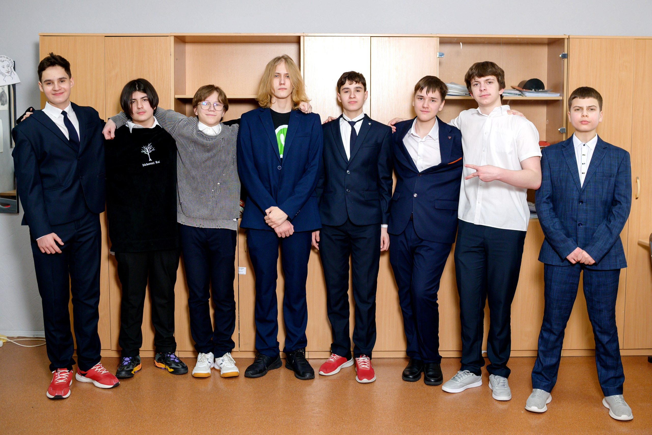 Выпускные альбомы 9 класс. Фотограф новорожденных, семейный детский в Тюмени Татьяна Морозова