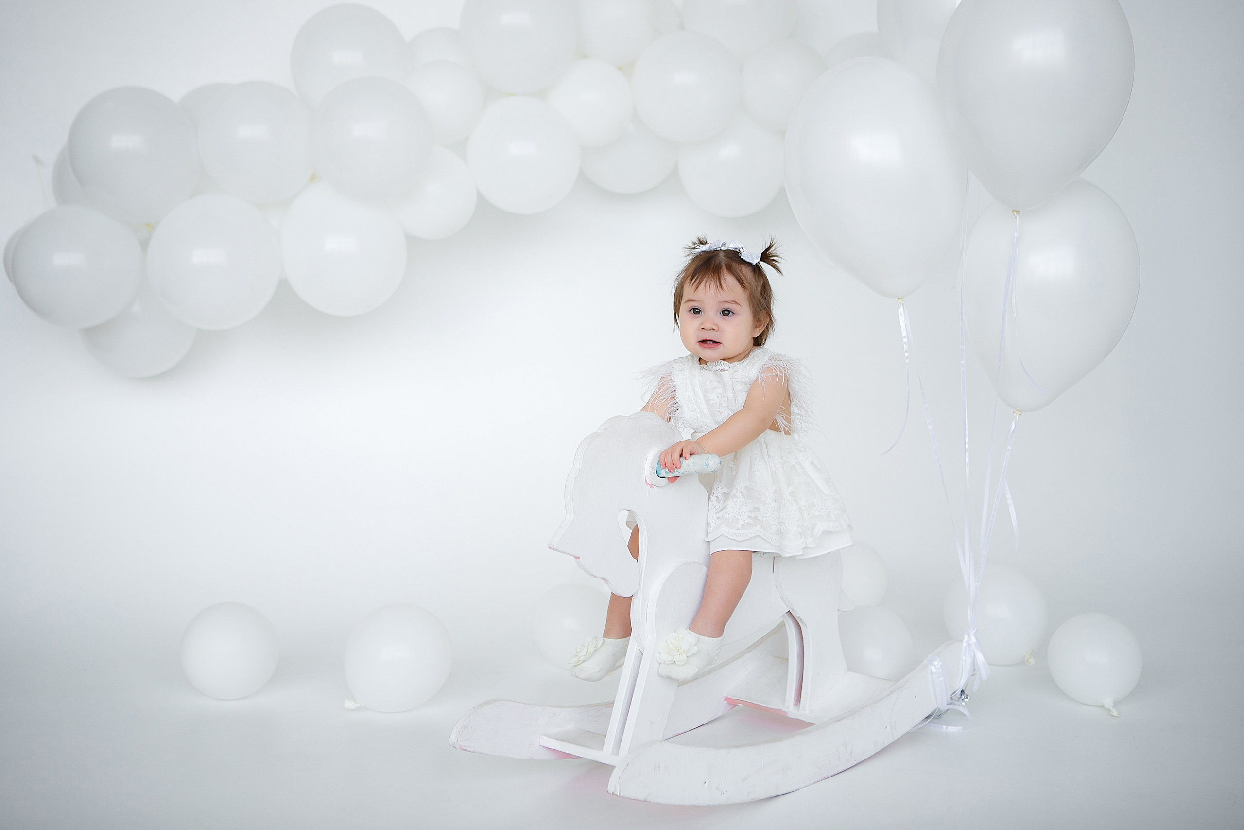 Детская фотосессия с шарами в студии. Семейный и детский фотограф в Стерлитамаке Разина Рахмангулова