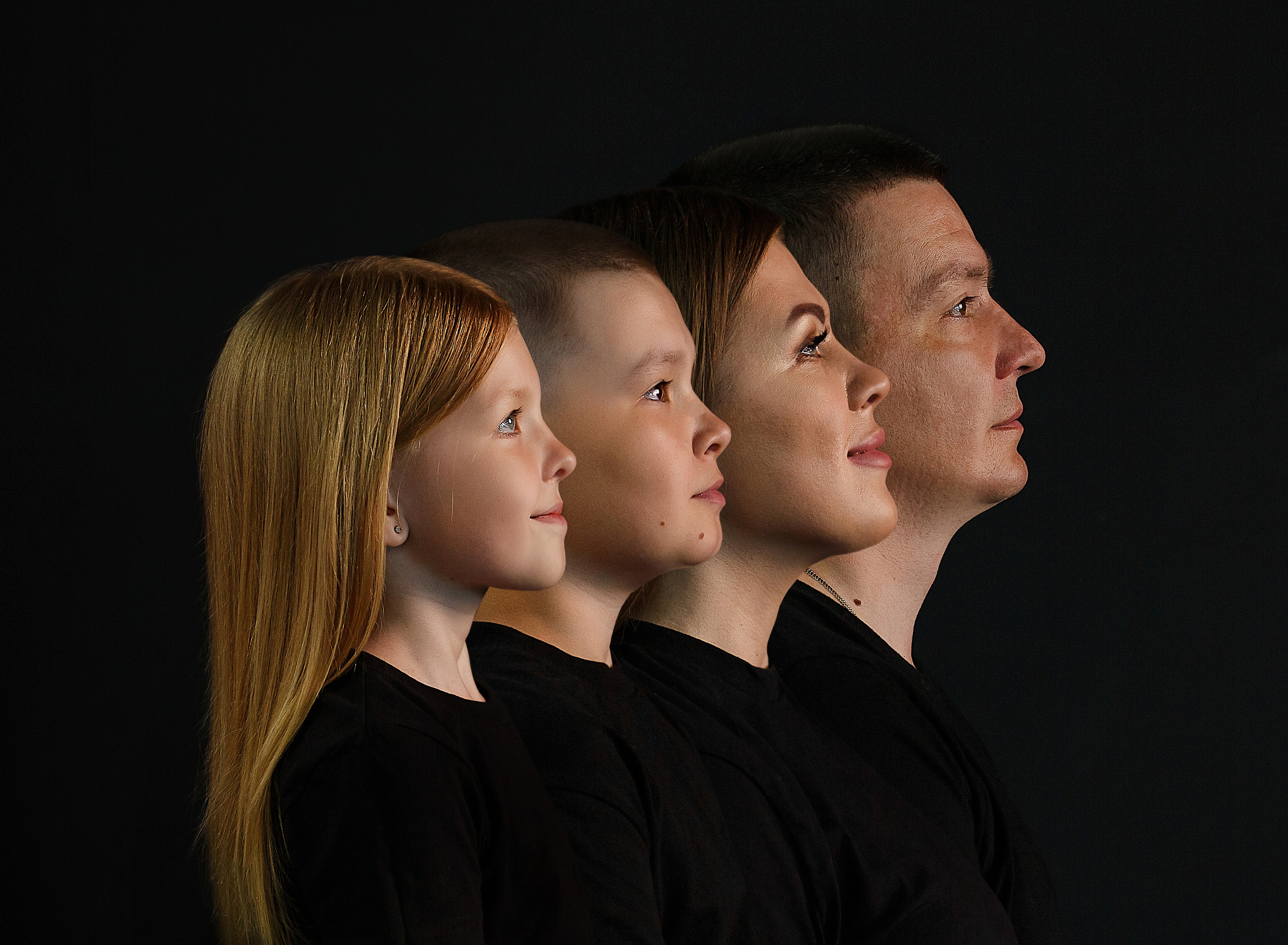 Семейный трендовый портрет. Семейный и детский фотограф в Стерлитамаке Разина Рахмангулова