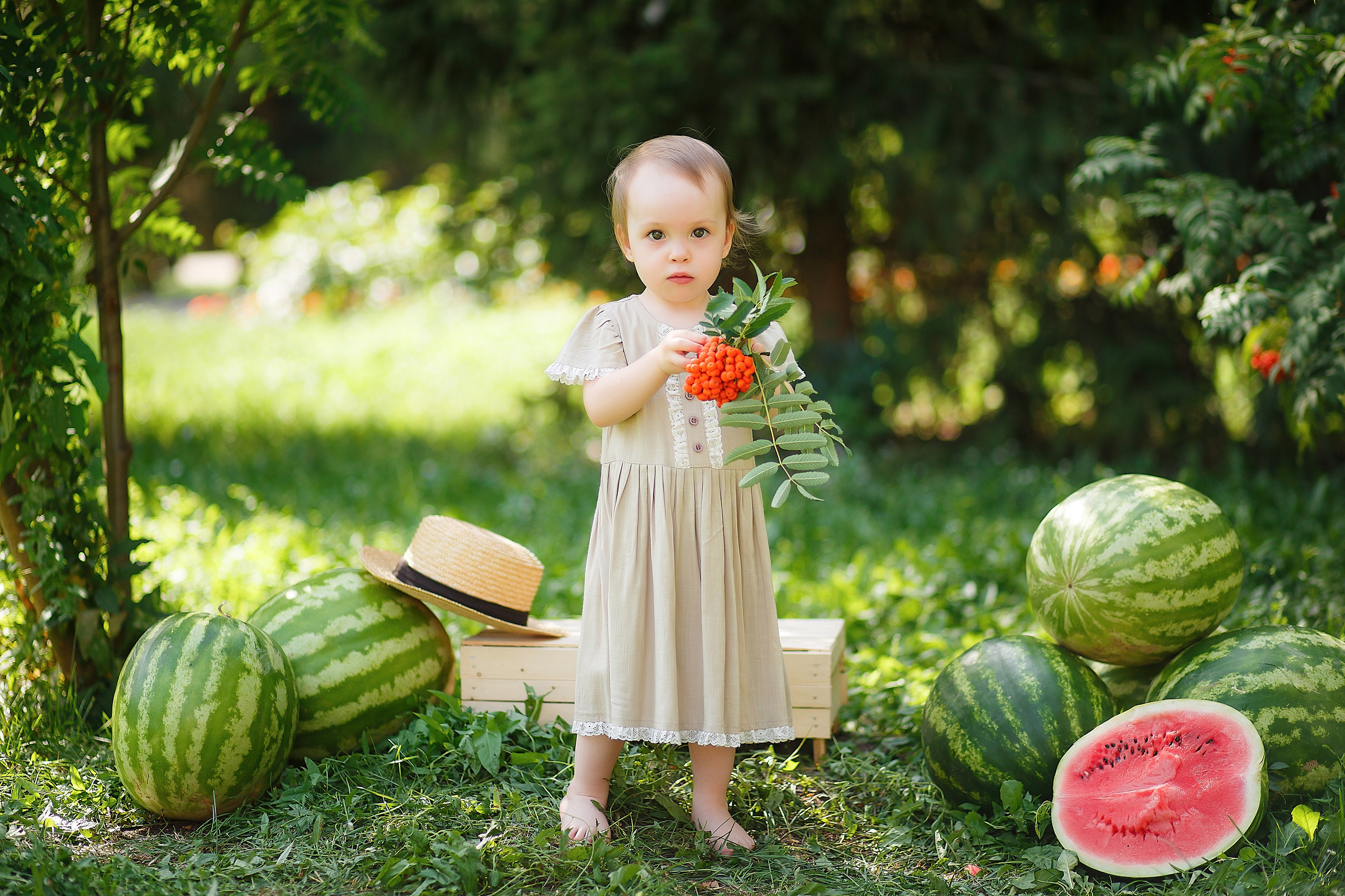 Детская фотосессия с арбузами. Семейный и детский фотограф в Стерлитамаке Разина Рахмангулова