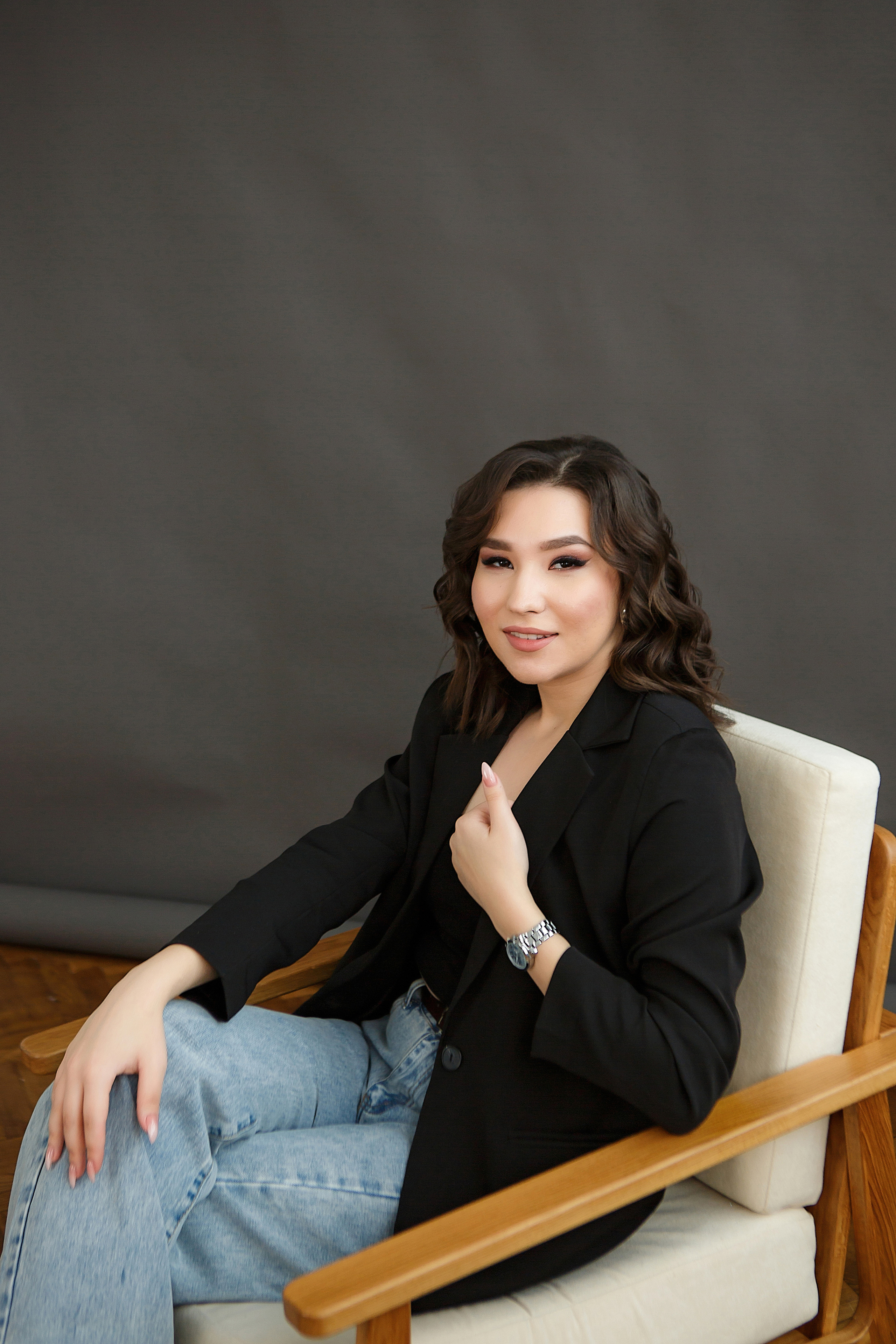 Женский портрет в студии. Семейный и детский фотограф в Стерлитамаке Разина Рахмангулова