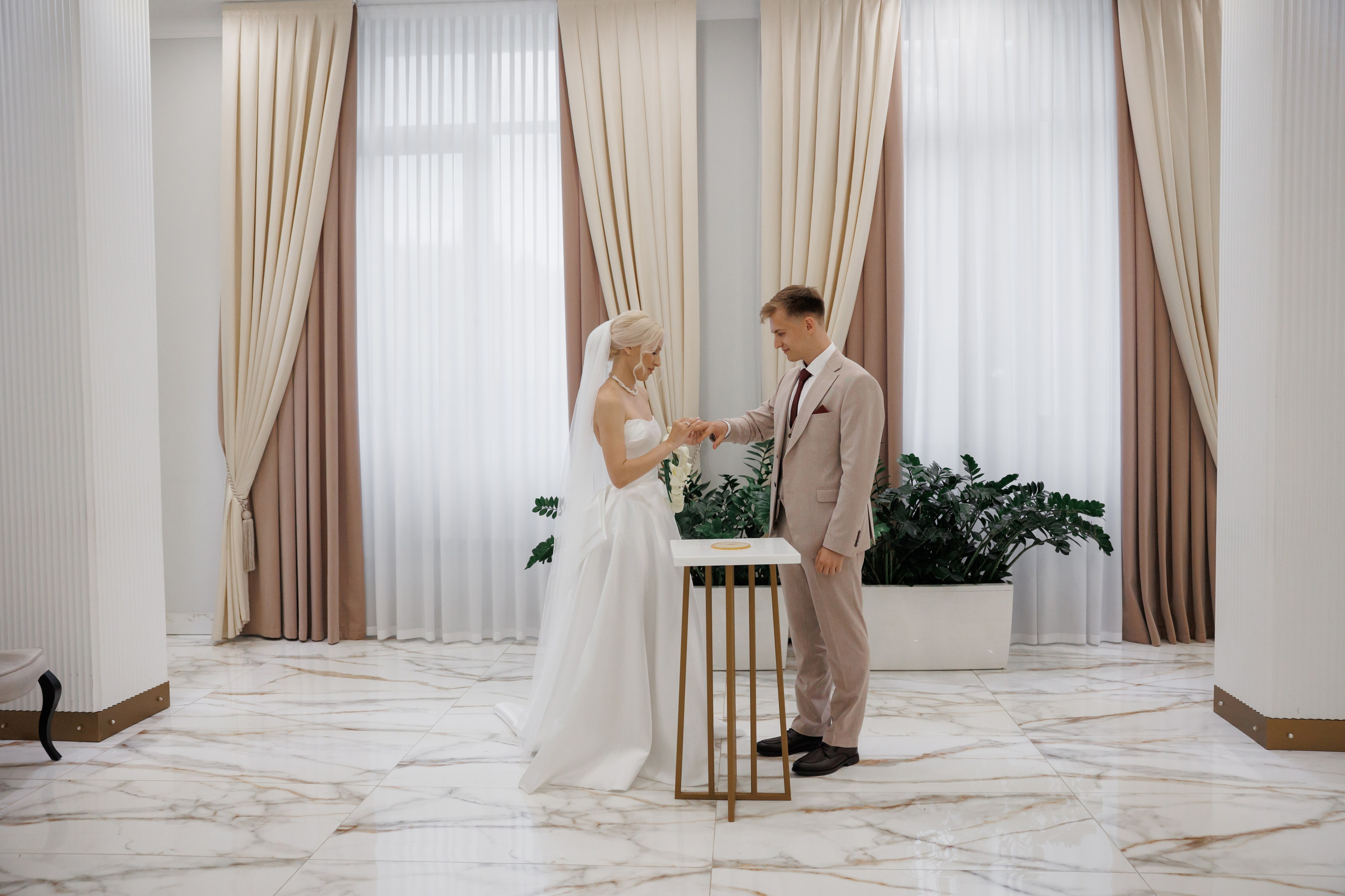 Отель «Милан», Шипиловский ЗАГС, прогулка в парке Царицыно. Свадебный и репортажный фотограф (Москва, Королев и другие)